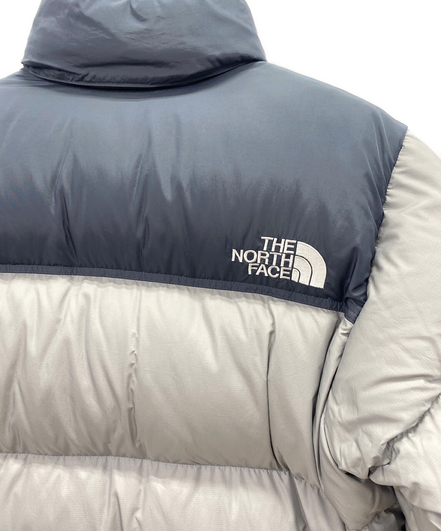 THE NORTH FACE (ザ ノース フェイス) ダウンジャケット グレー サイズ:XL