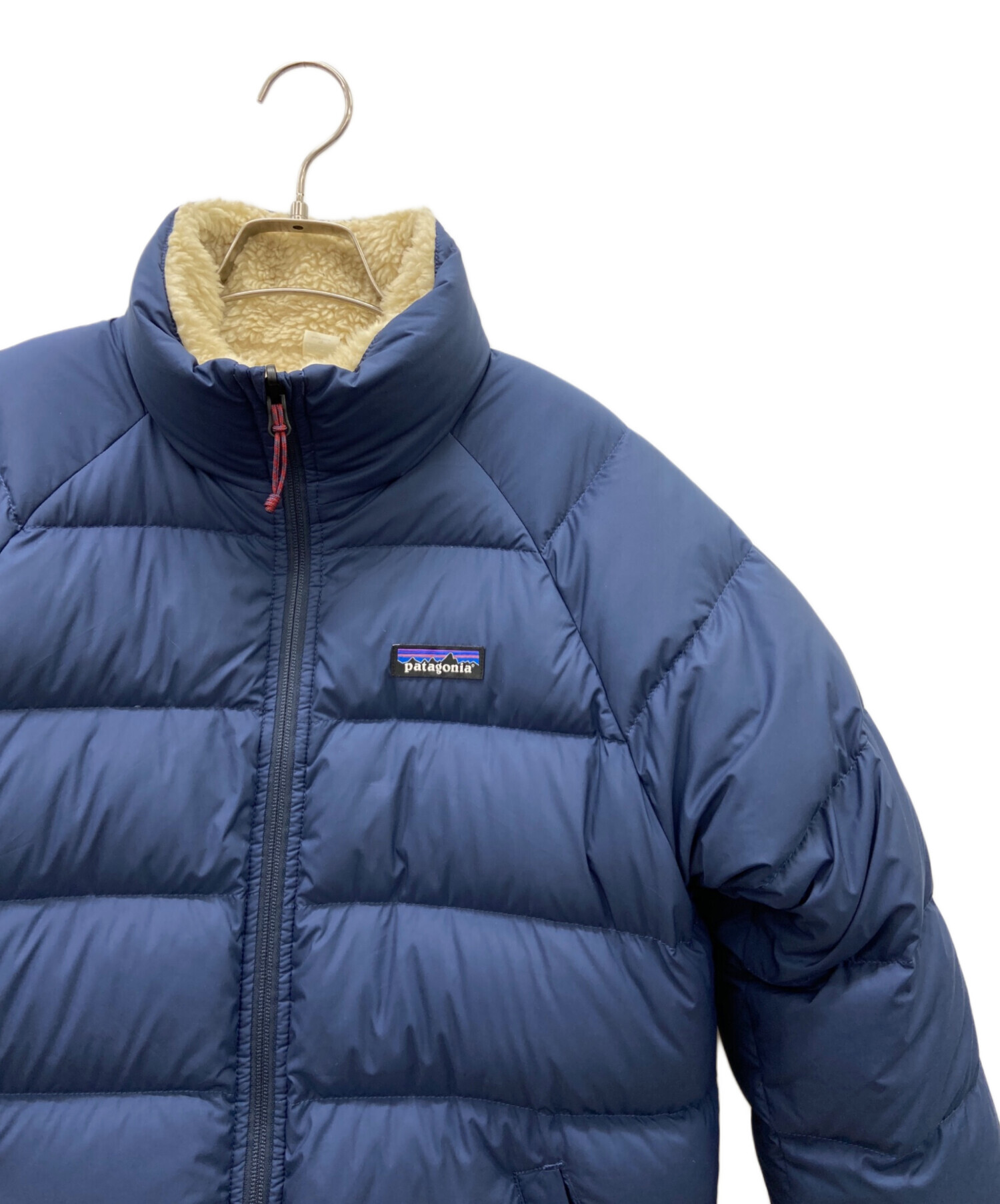 中古・古着通販】Patagonia (パタゴニア) リバーシブルダウンジャケット ネイビー サイズ:XS｜ブランド・古着通販  トレファク公式【TREFAC FASHION】スマホサイト