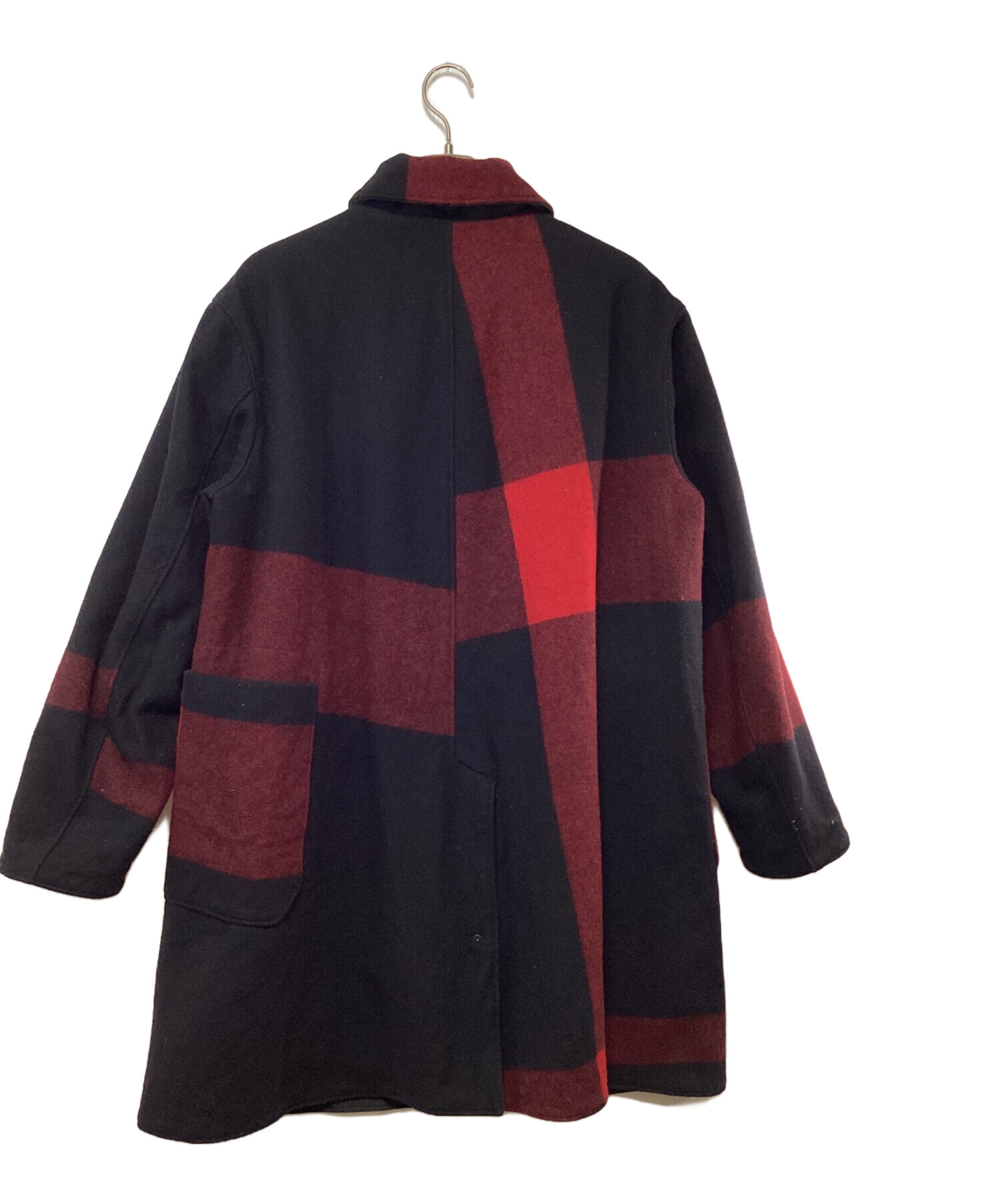 中古・古着通販】Engineered Garments (エンジニアド ガーメンツ) WOOLRICH (ウールリッチ) リバーシブルコート  ブラック×レッド サイズ:M｜ブランド・古着通販 トレファク公式【TREFAC FASHION】スマホサイト