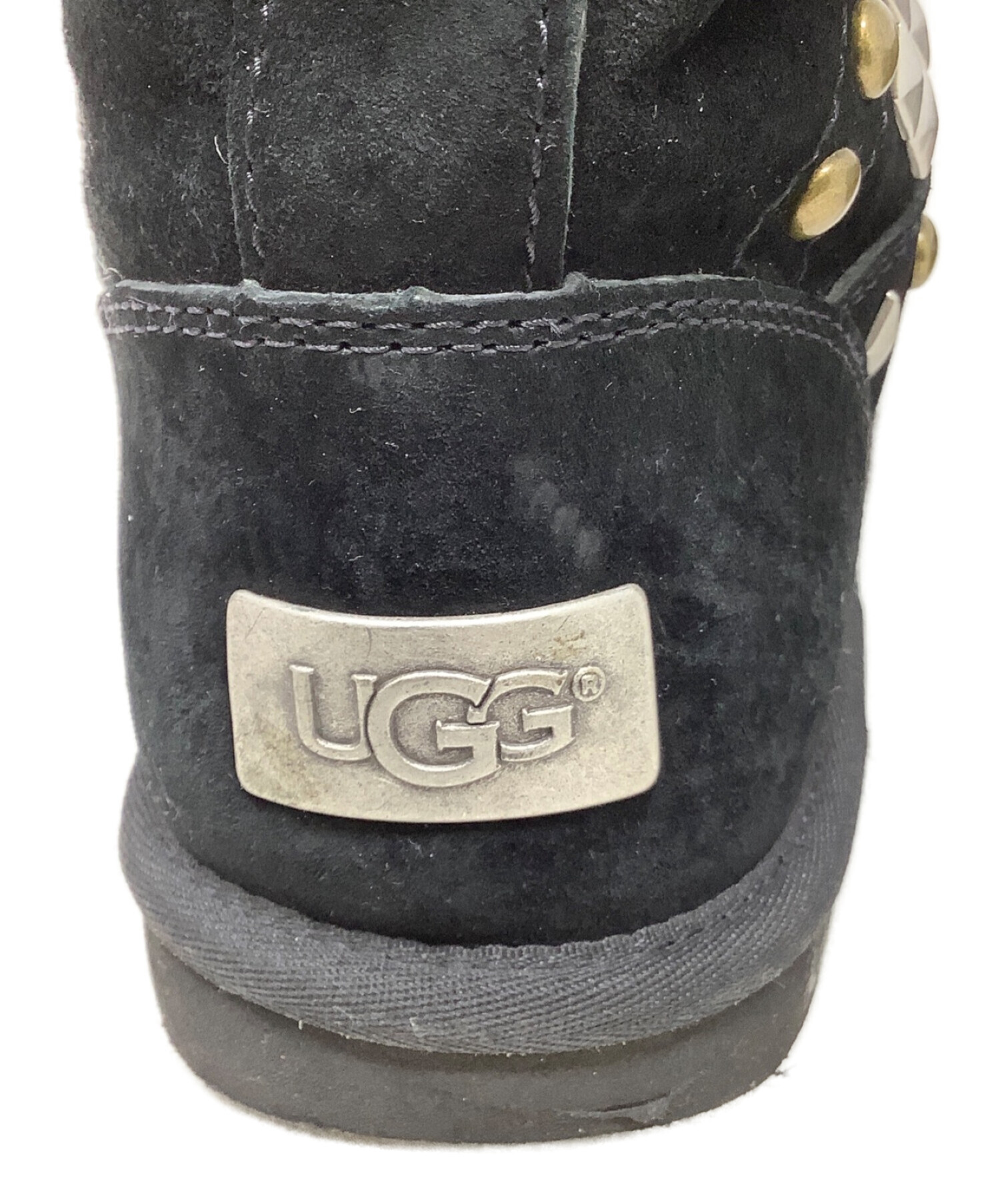 中古・古着通販】UGG (アグ) スタッズムートンブーツ ブラック サイズ