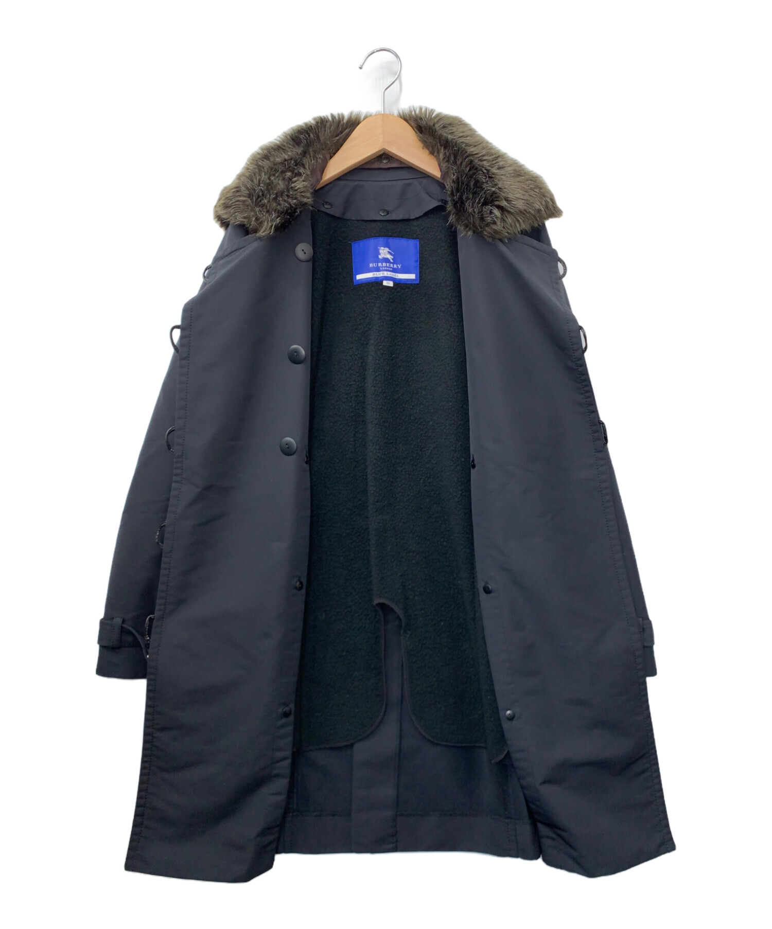 中古・古着通販】BURBERRY BLUE LABEL (バーバリーブルーレーベル) ライナーフードファー付トレンチコート ネイビー サイズ:38｜ブランド・古着通販  トレファク公式【TREFAC FASHION】スマホサイト