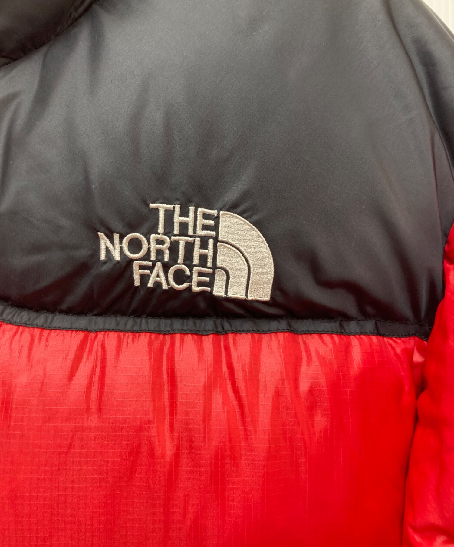 THE NORTH FACE (ザ ノース フェイス) ヌプシジャケット レッド サイズ:L