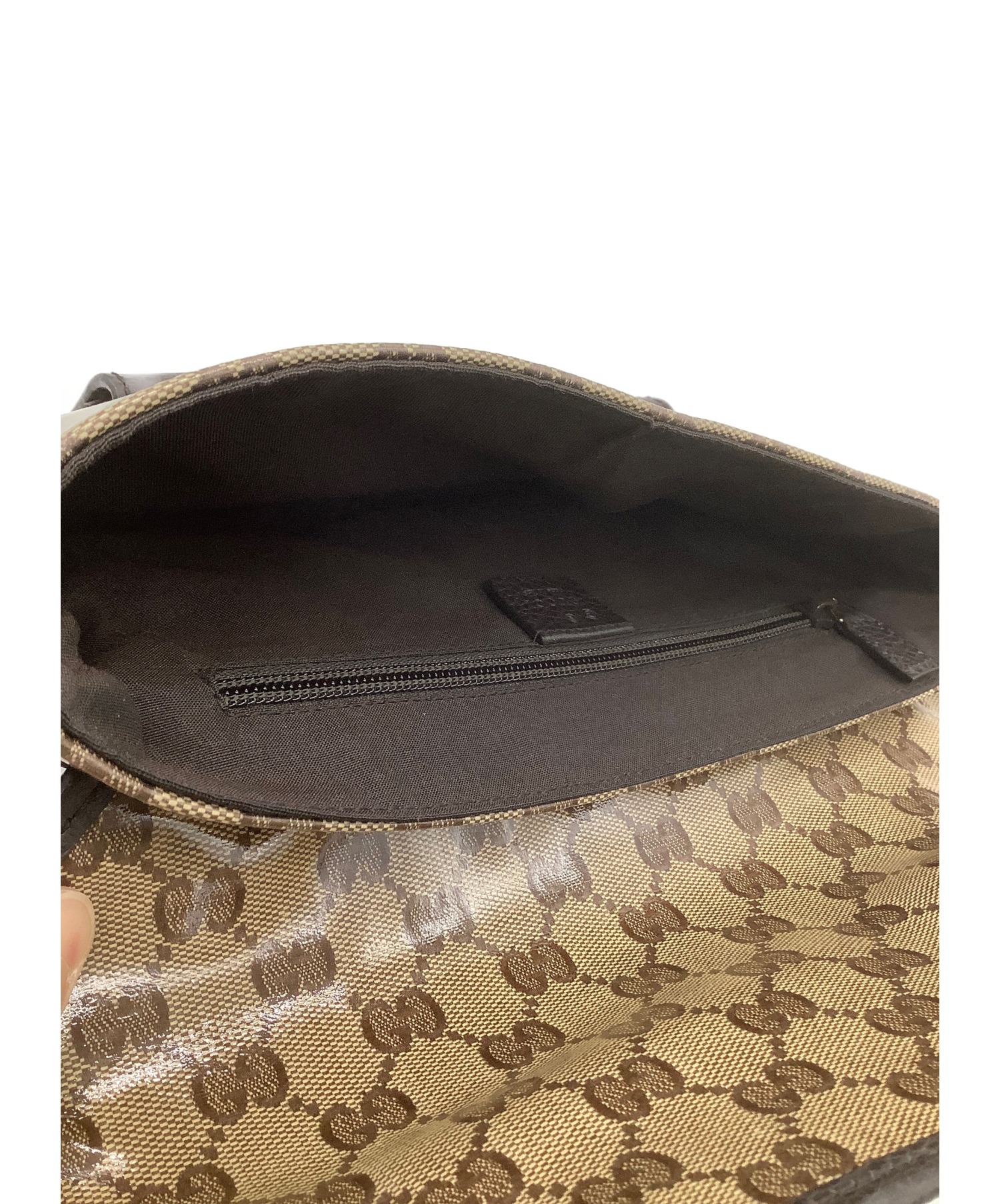 GUCCI (グッチ) ボディバッグ ブラウン GGクリスタル 374617 200047