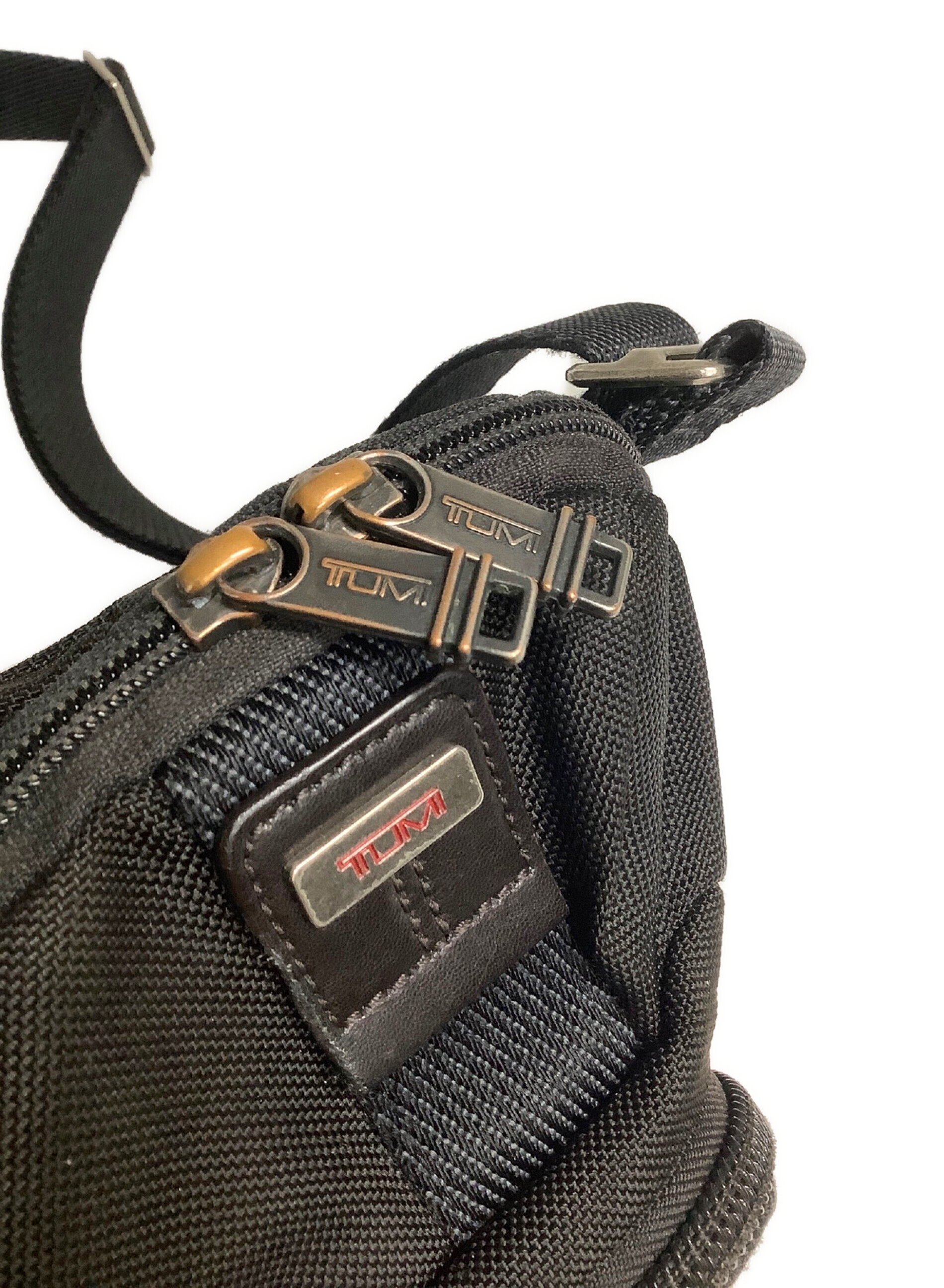 中古・古着通販】TUMI (トゥミ) ショルダーバッグ グレー｜ブランド・古着通販 トレファク公式【TREFAC FASHION】スマホサイト