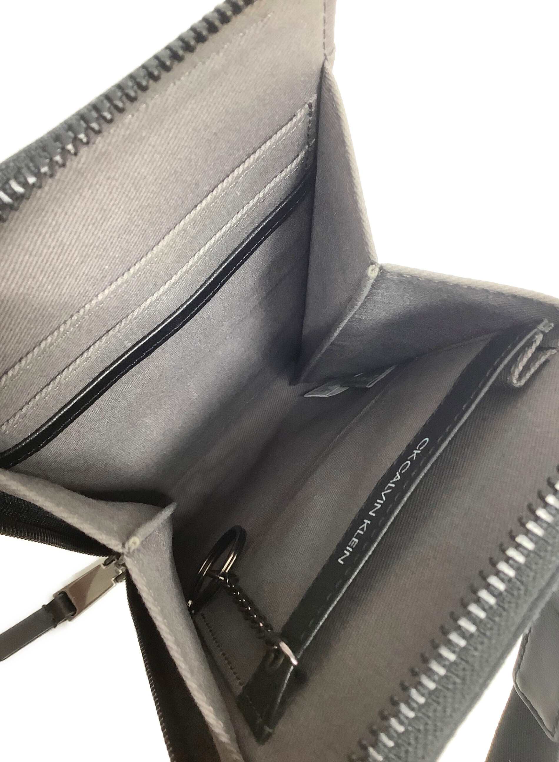 中古・古着通販】Calvin Klein (カルバンクライン) ロゴショルダー