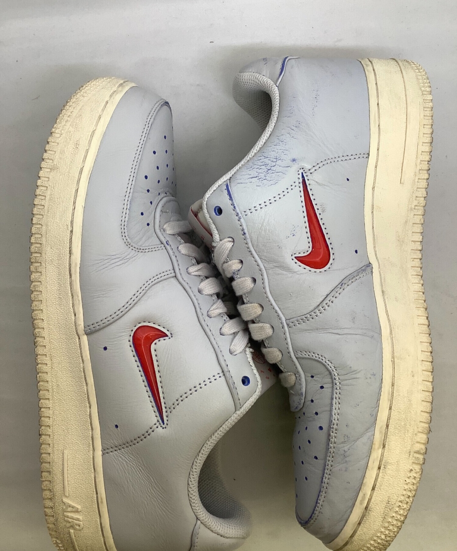 NIKE (ナイキ) AIR FORCE 1 07 PREMIUM グレー サイズ:26