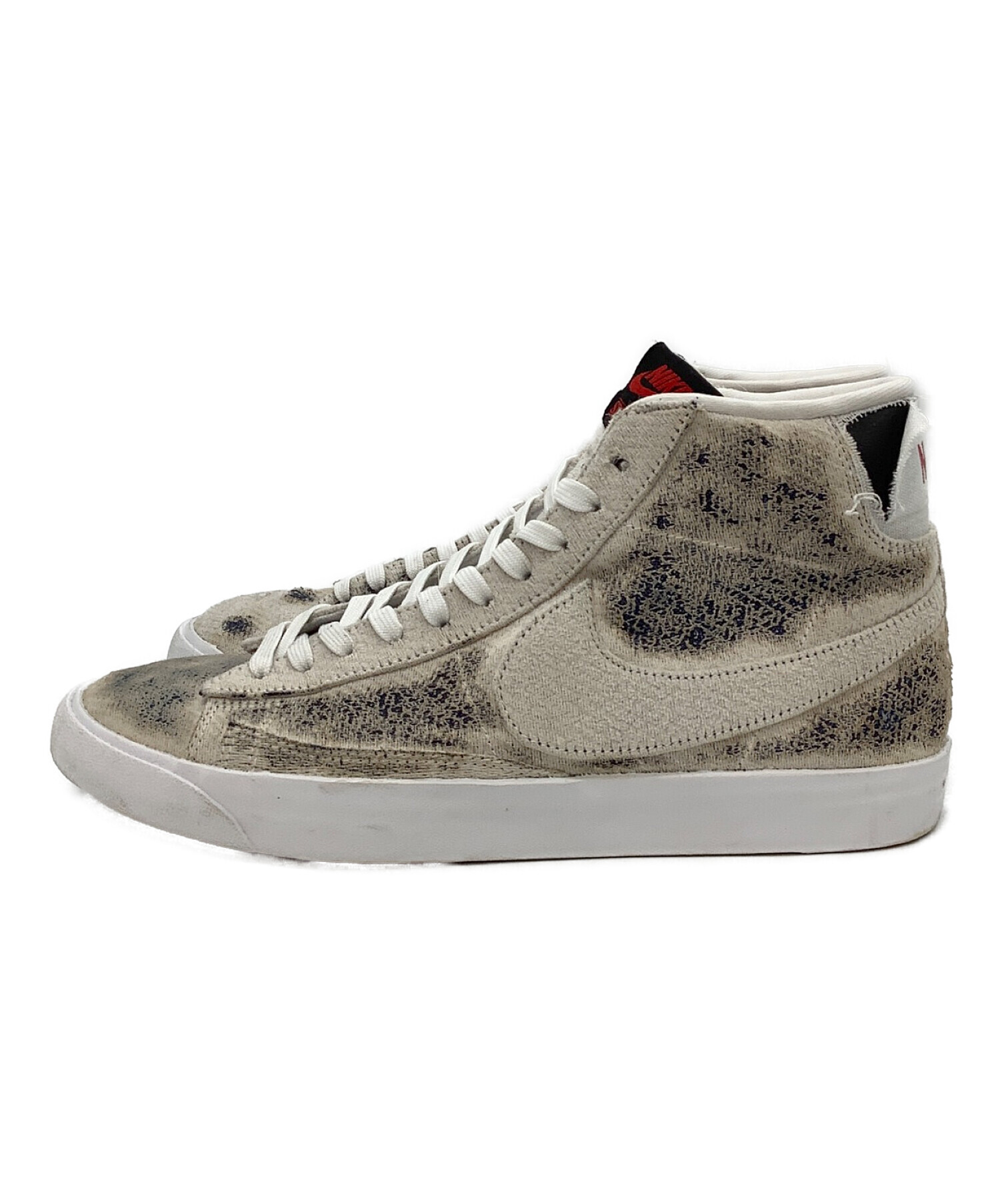 NIKE (ナイキ) STRANGER THINGS (ストレンジャーシングス) BLAZER MID QS UD ホワイト サイズ:28.5