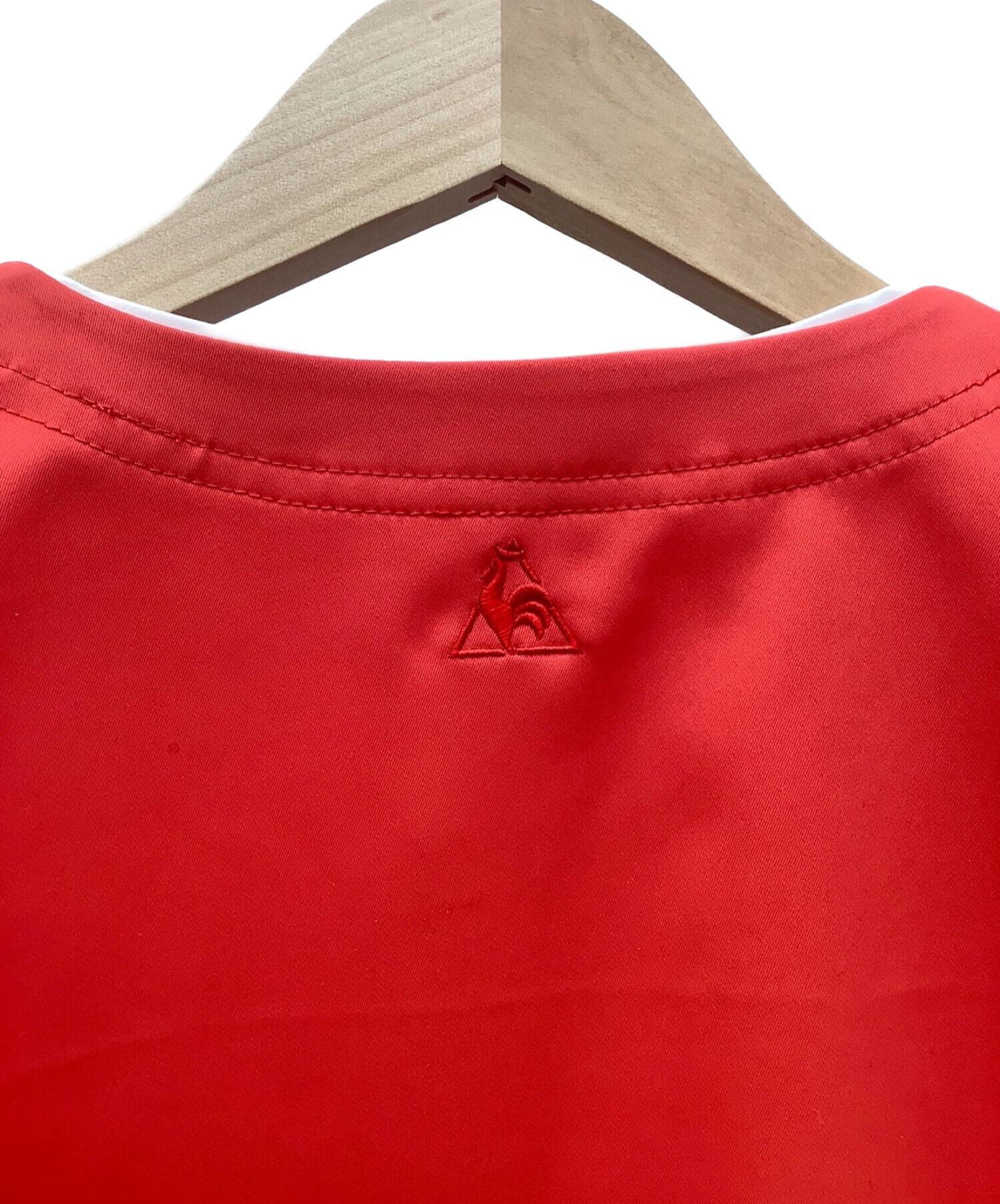 le coq sportif × NAO OKAWA (ルコックスポルティフ×ナオオカワ) ノーカラージャケット レッド×ホワイト サイズ:SIZE  L 未使用品