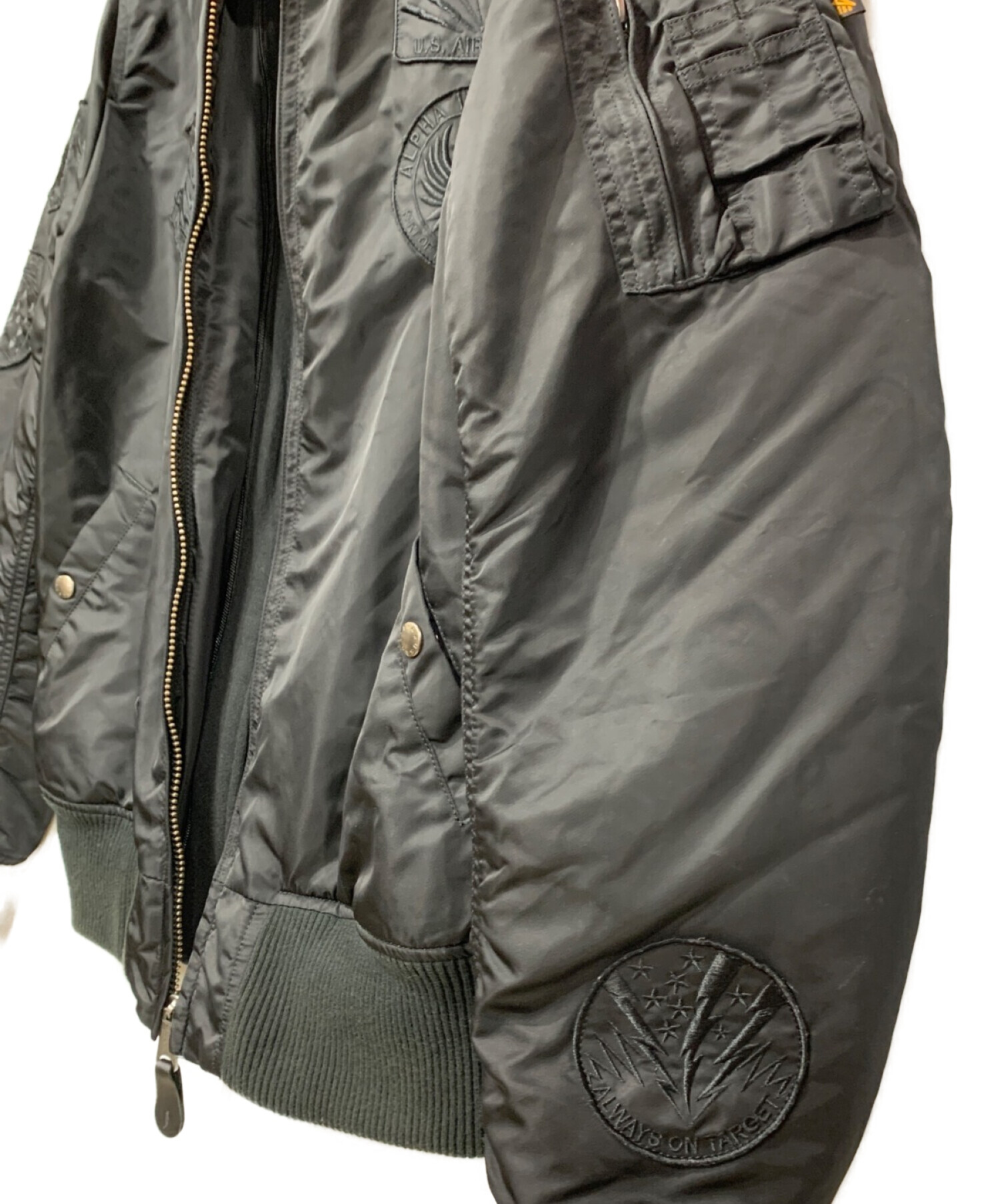ALPHA INDUSTRIES (アルファインダストリーズ) フライトジャケット ブラック サイズ:XLサイズ