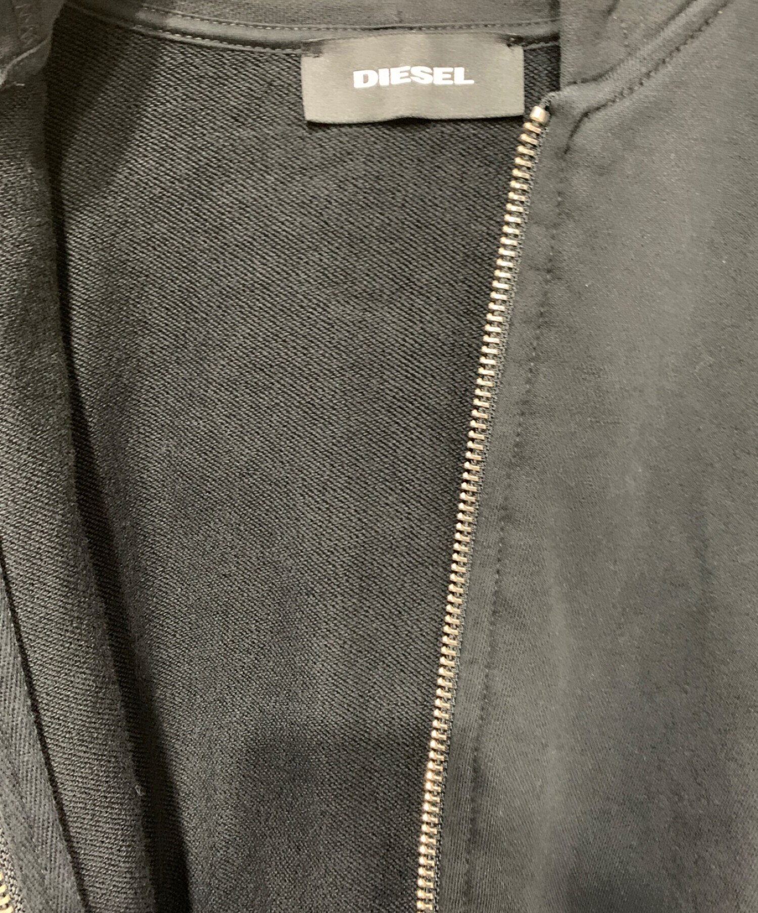 中古・古着通販】DIESEL (ディーゼル) ジップアップパーカー ブラック