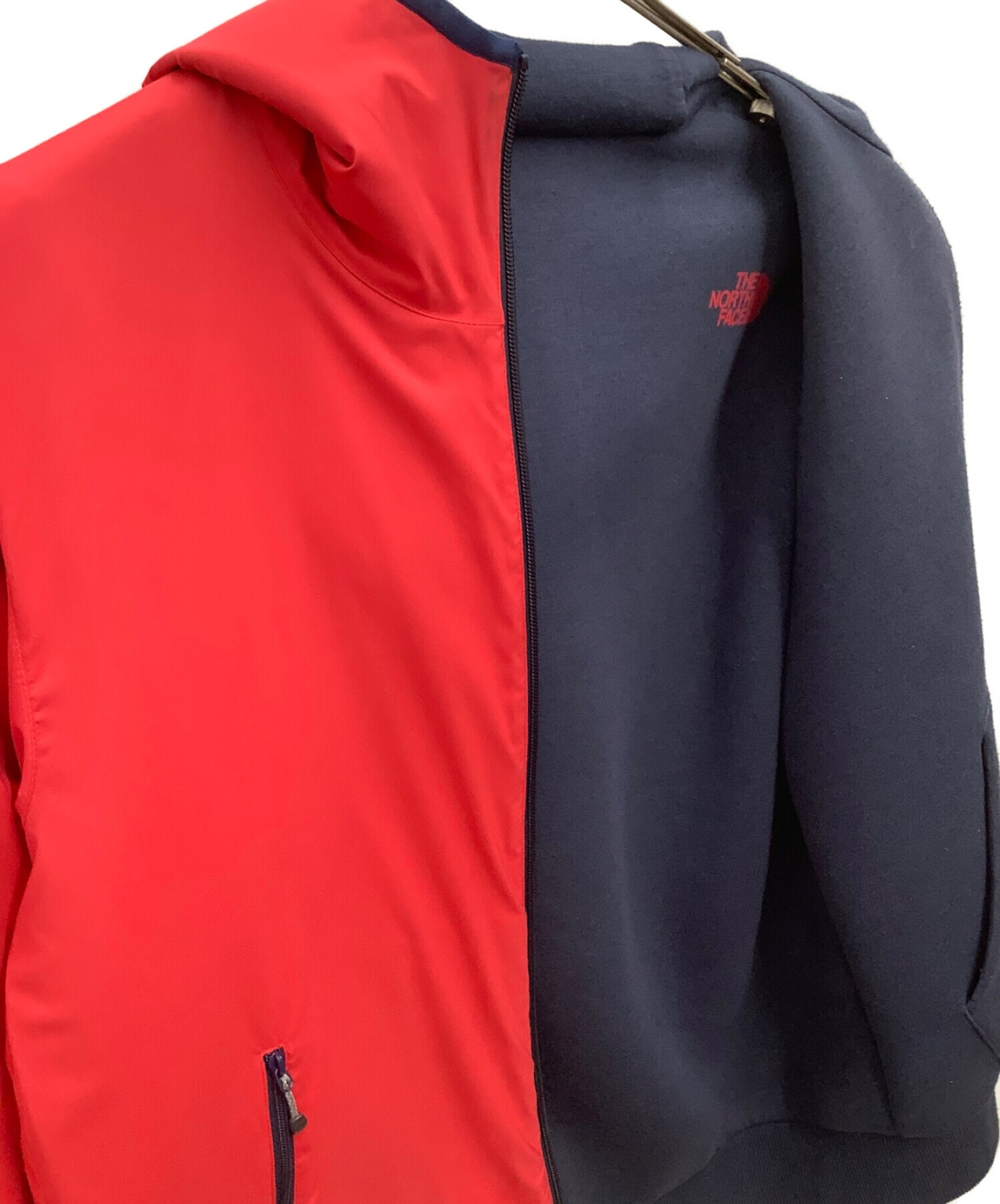 THE NORTH FACE (ザ ノース フェイス) リバーシブルテックエアースウェットフーディ ネイビー×レッド サイズ:XL