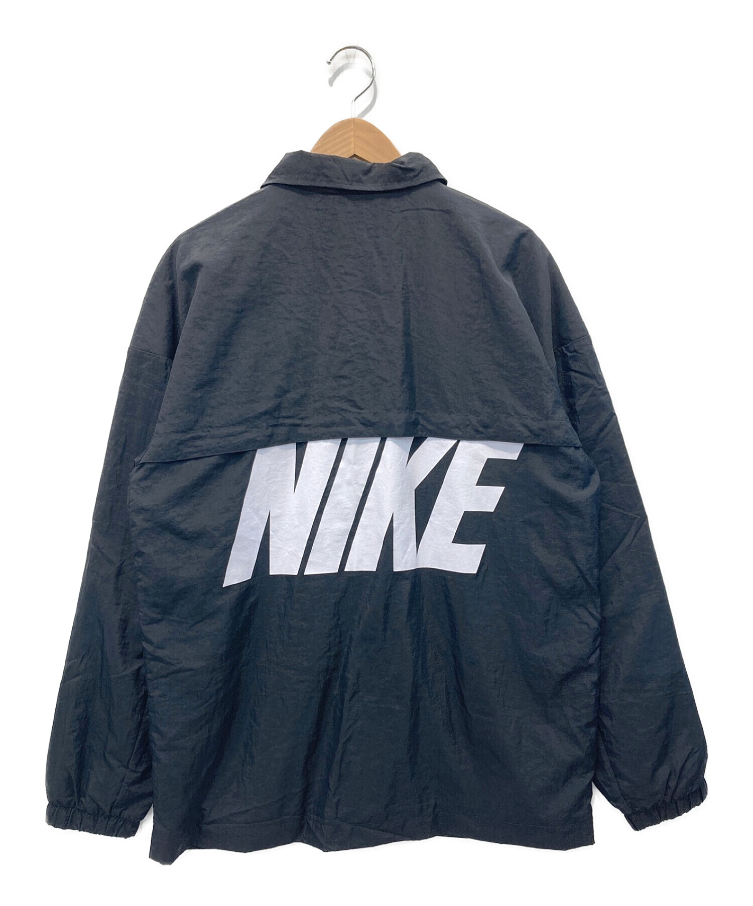 Nike hybrid hotsell woven jacket