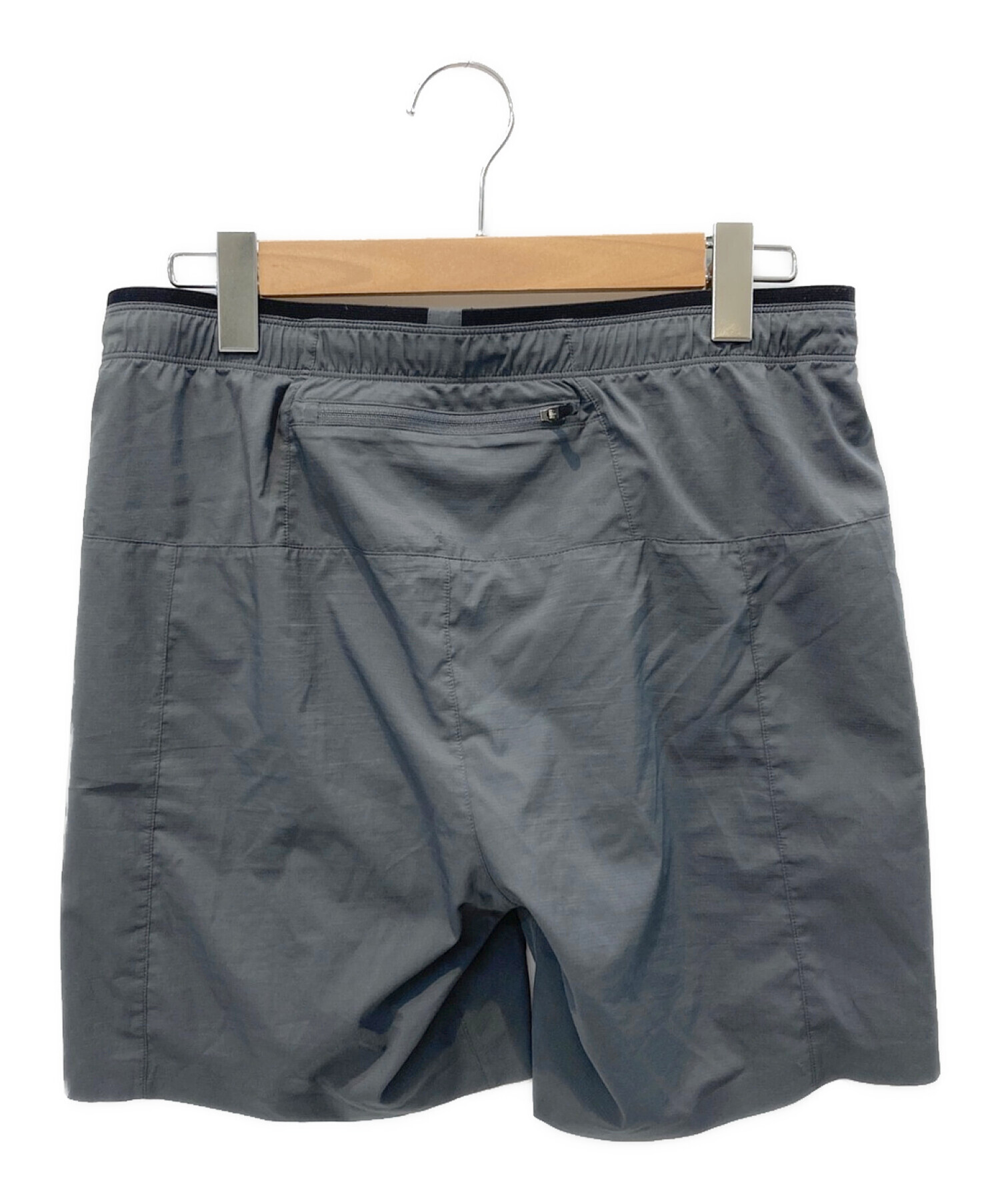 中古・古着通販】ARC'TERYX (アークテリクス) ショートパンツ グレー