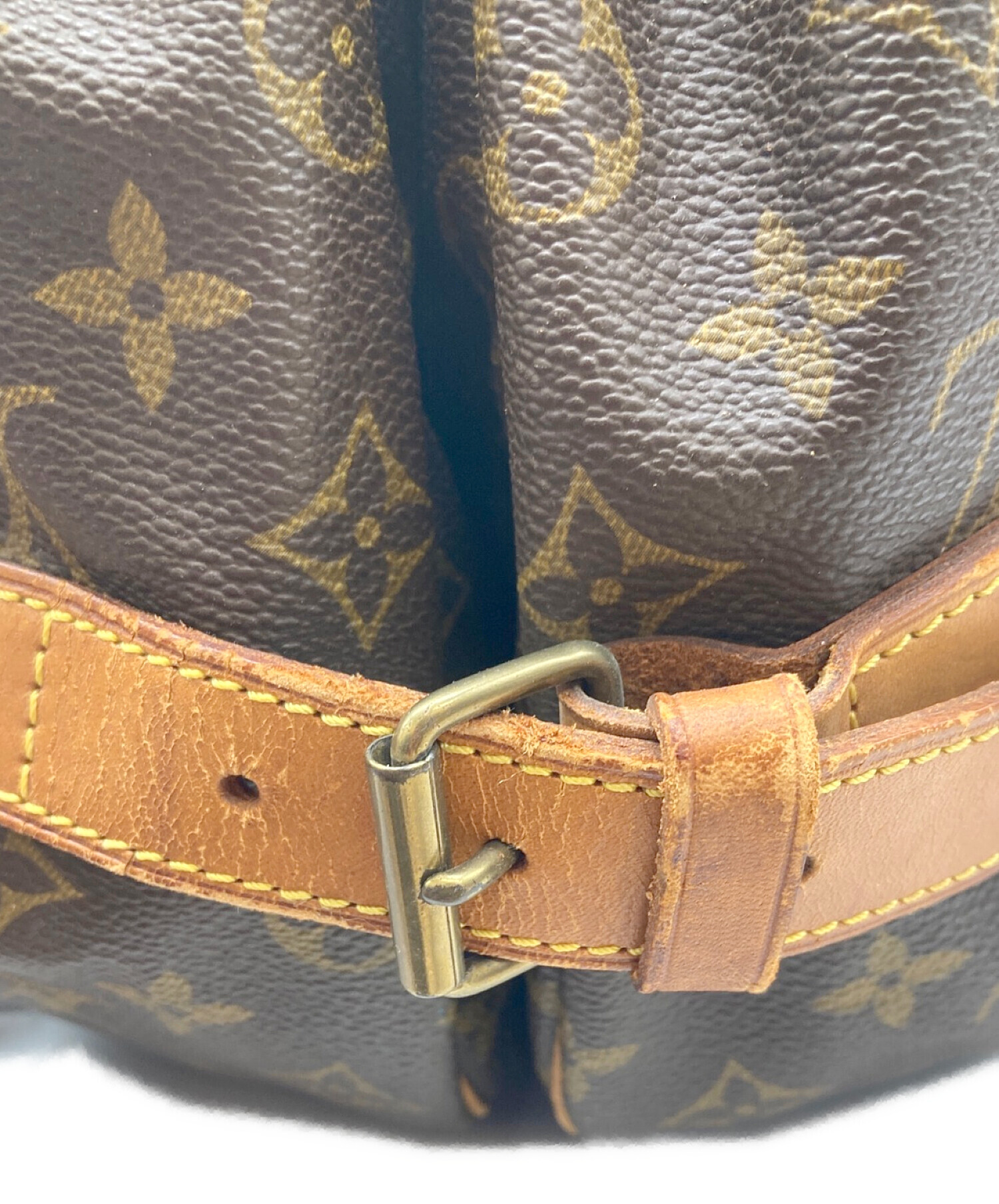 LOUIS VUITTON (ルイ ヴィトン) モノグラム ソミュール43 ブラウン サイズ:43