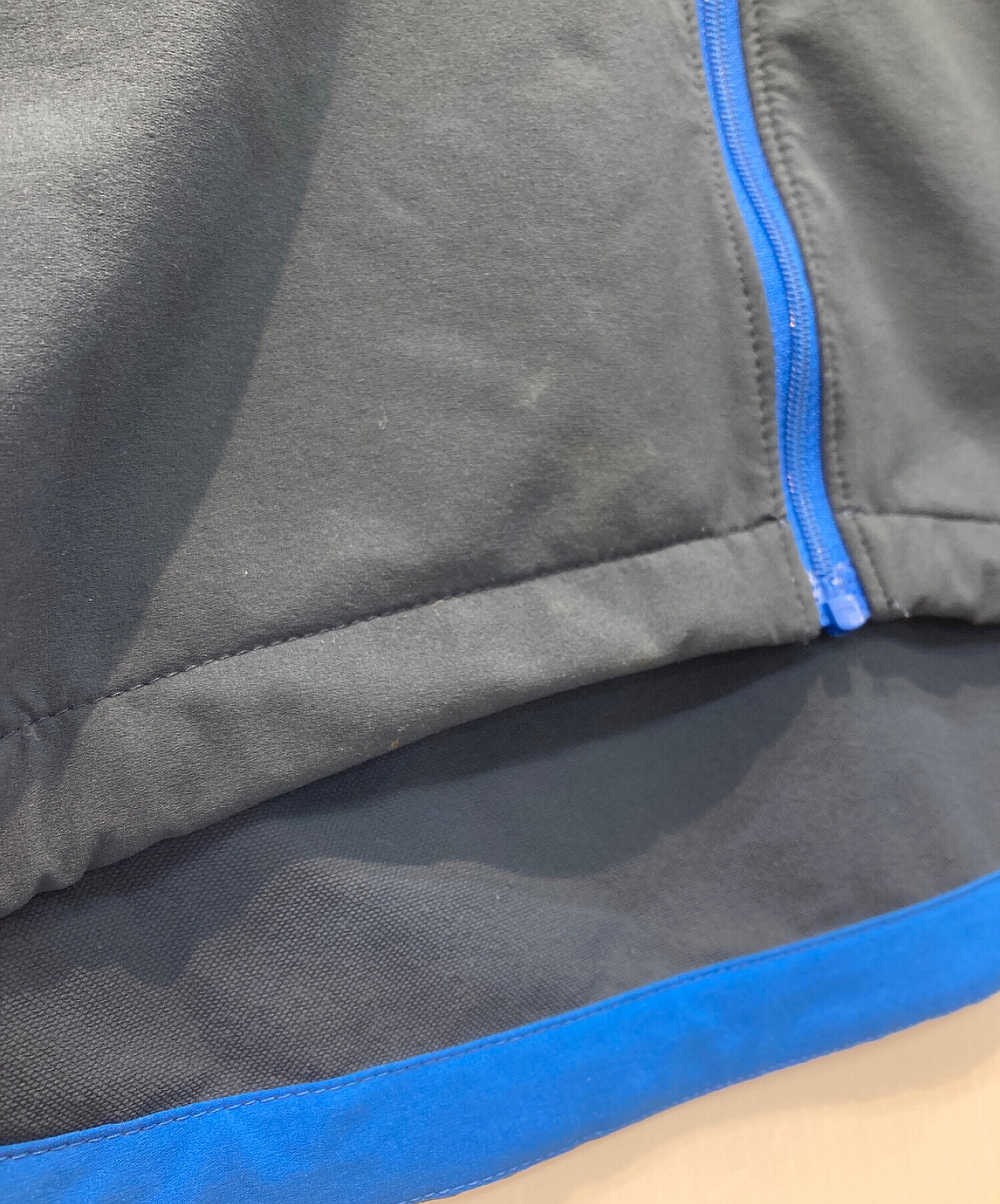 THE NORTH FACE (ザ ノース フェイス) V3 LIGHT HOODIE ネイビー×ブルー サイズ:L