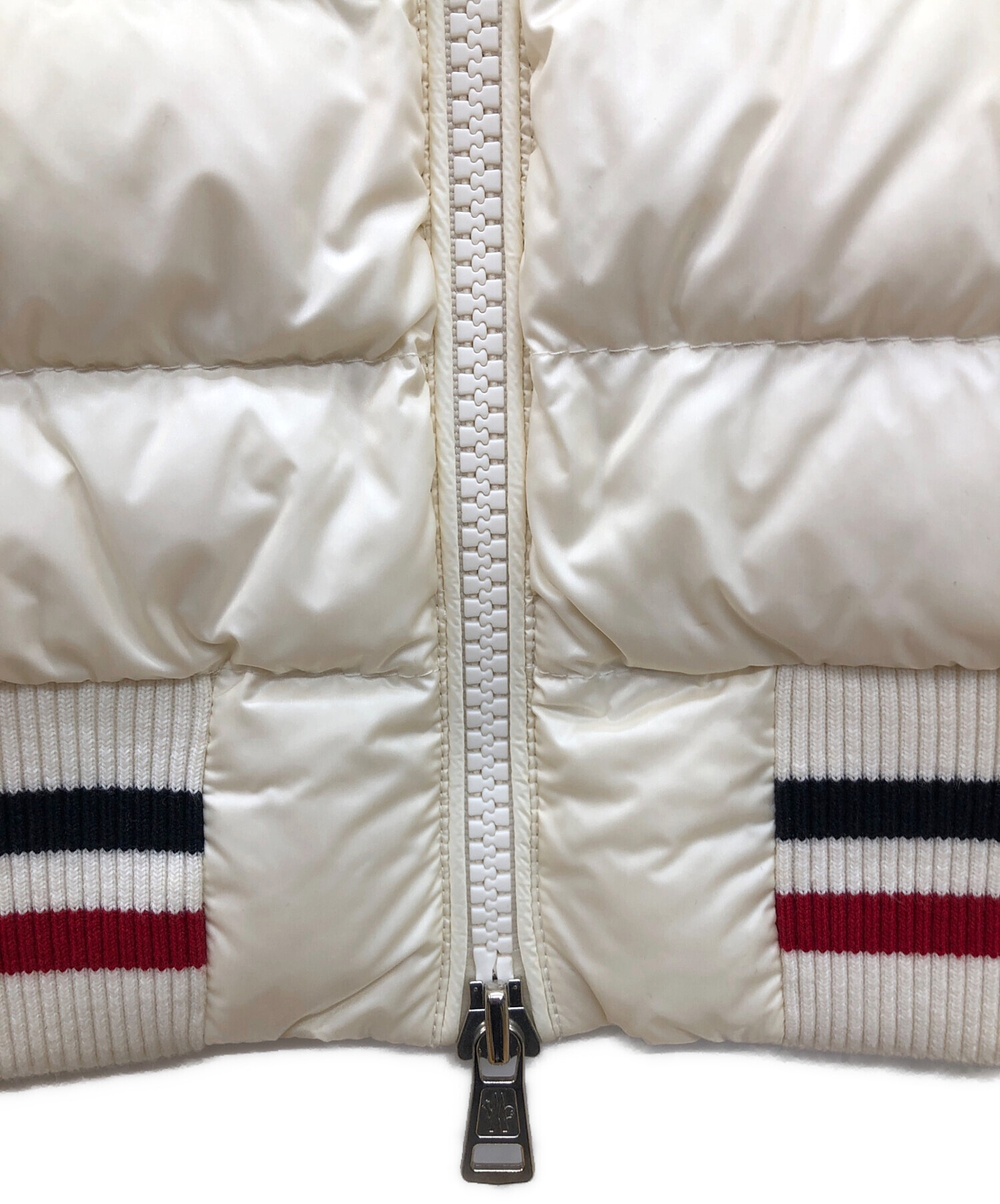 中古・古着通販】MONCLER (モンクレール) ダウンジャケット ホワイト サイズ:2｜ブランド・古着通販 トレファク公式【TREFAC  FASHION】スマホサイト