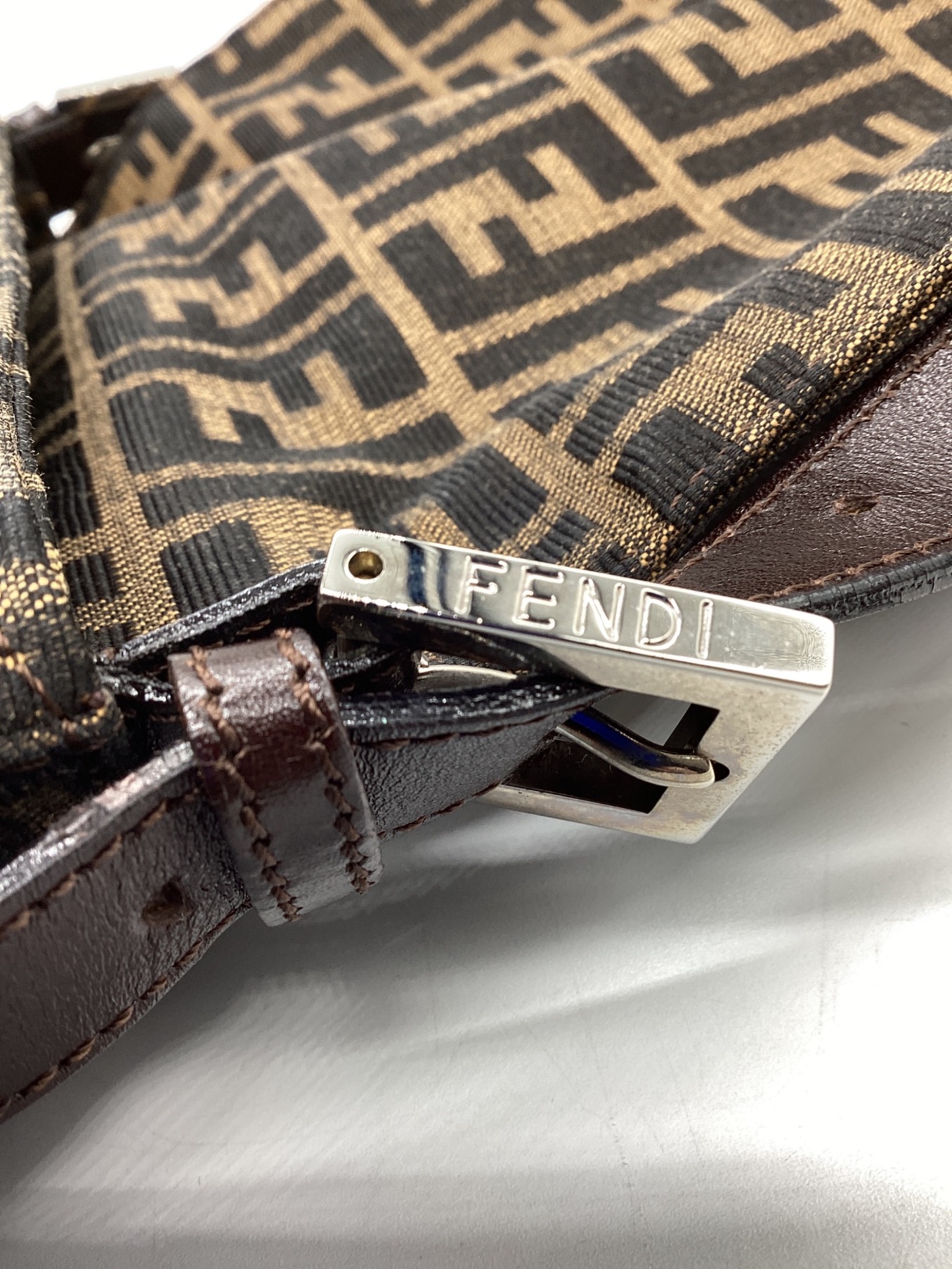 中古・古着通販】FENDI (フェンディ) ショルダーバッグ ブラウン｜ブランド・古着通販 トレファク公式【TREFAC FASHION】スマホサイト