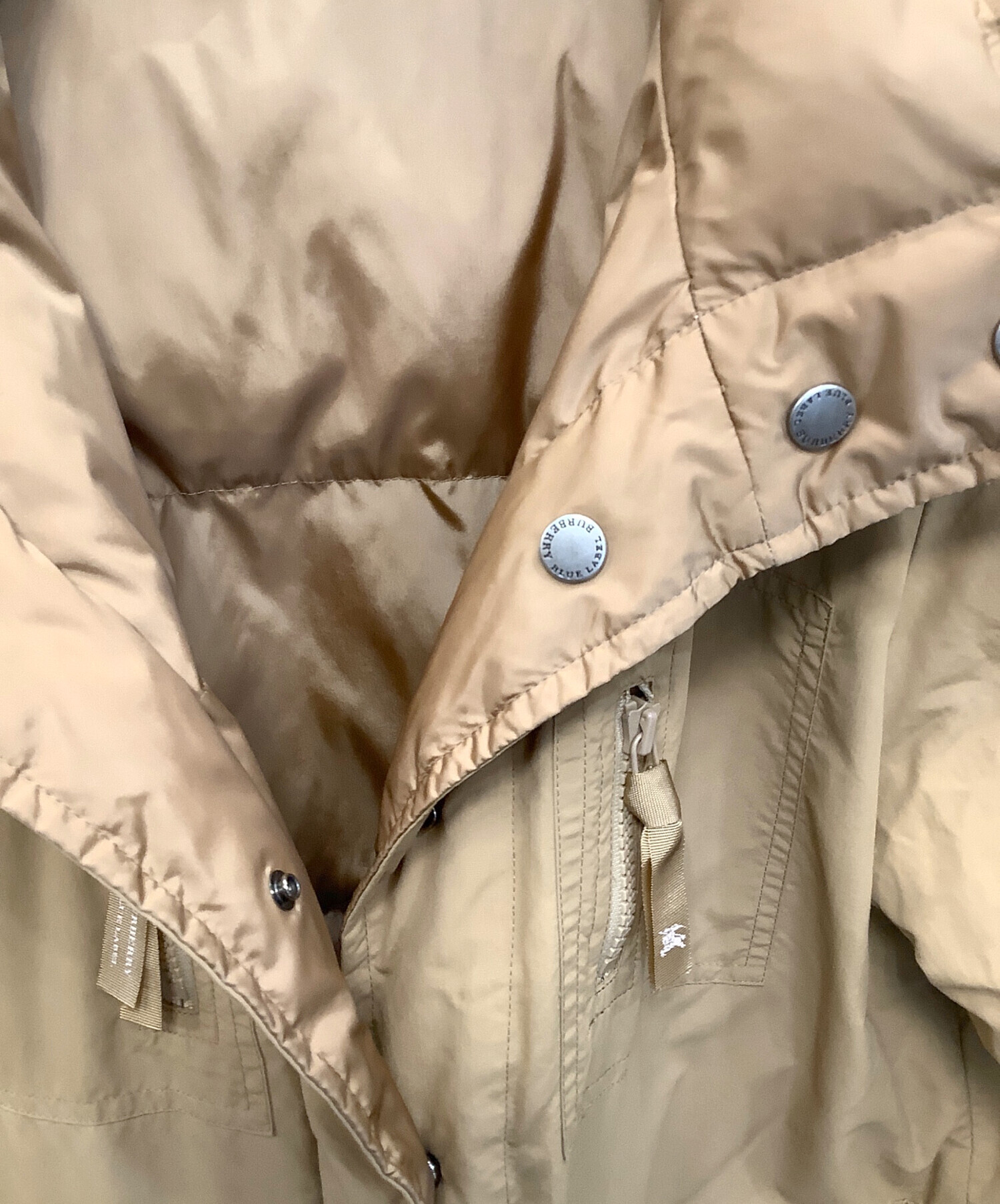 中古・古着通販】BURBERRY BLUE LABEL (バーバリーブルーレーベル) リバーシブルダウンジャケット ベージュ サイズ:38｜ブランド・古着通販  トレファク公式【TREFAC FASHION】スマホサイト