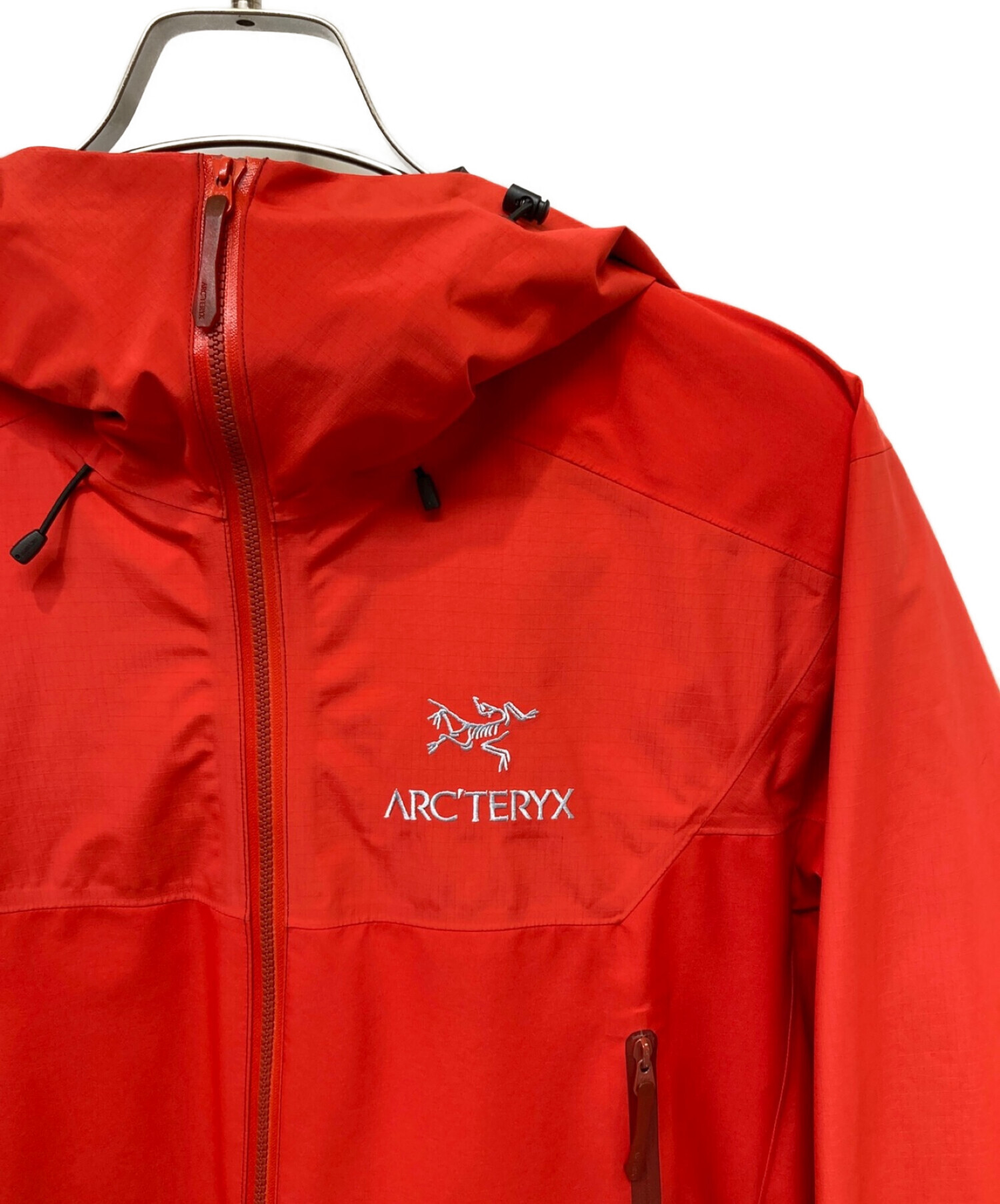 ARC'TERYX (アークテリクス) ベータSLジャケット レッド サイズ:S