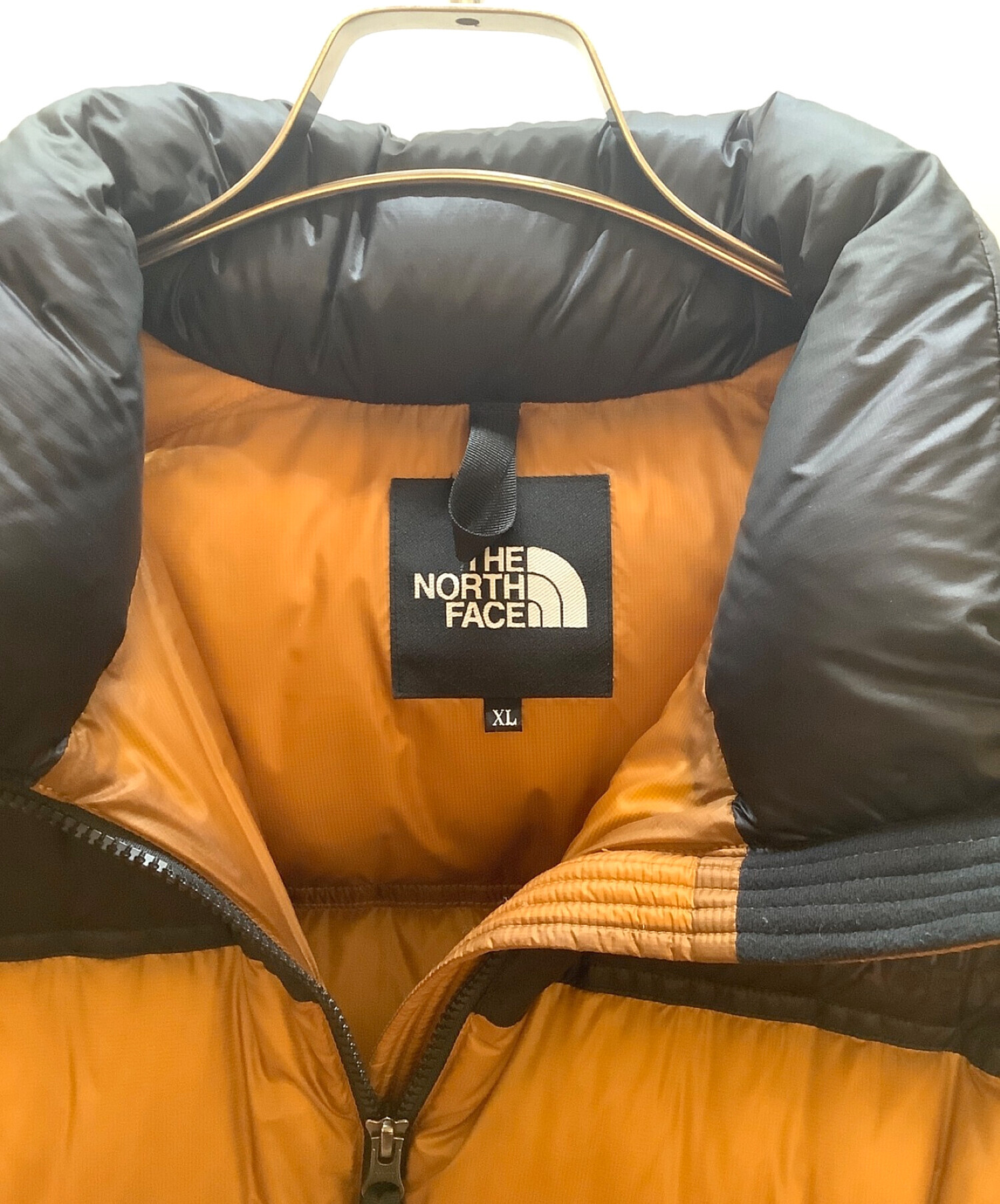 THE NORTH FACE (ザ ノース フェイス) ヌプシダウンジャケット オレンジ×ブラック サイズ:XL