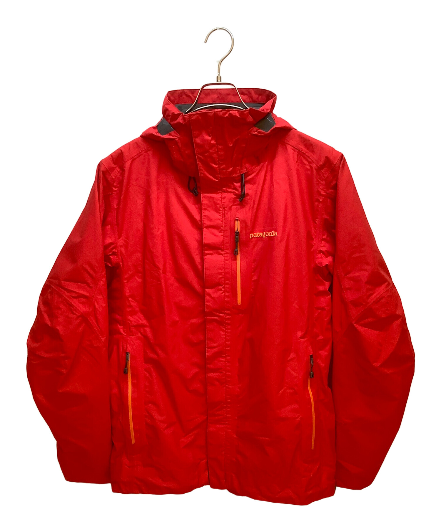 中古・古着通販】Patagonia (パタゴニア) ナイロンジャケット レッド サイズ:M｜ブランド・古着通販 トレファク公式【TREFAC  FASHION】スマホサイト