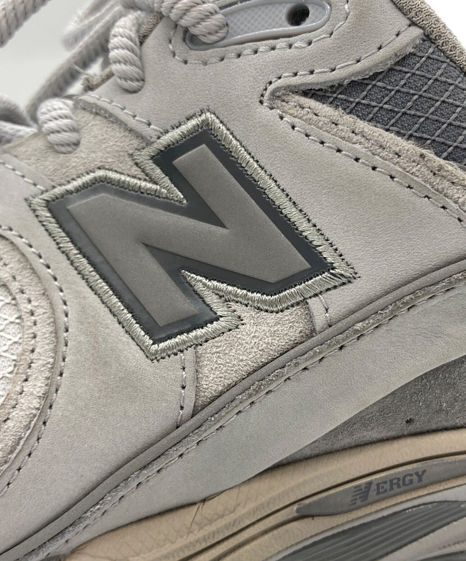 中古・古着通販】NEW BALANCE (ニューバランス) M2002RVC グレー サイズ:US9.5｜ブランド・古着通販  トレファク公式【TREFAC FASHION】スマホサイト