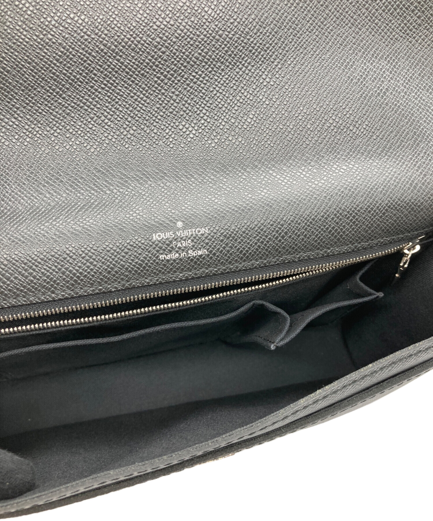 中古・古着通販】LOUIS VUITTON (ルイ ヴィトン) クラッチバッグ タイガ ブラック｜ブランド・古着通販 トレファク公式【TREFAC  FASHION】スマホサイト