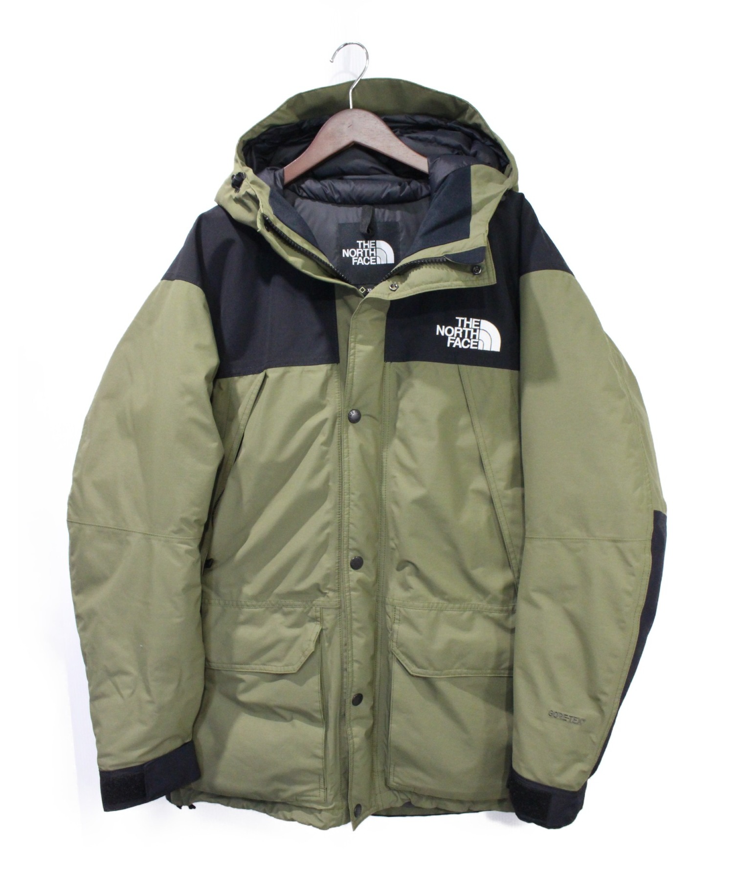 THE NORTH FACE (ザノースフェイス) マウンテンダウンジャケット カーキ サイズ:XL