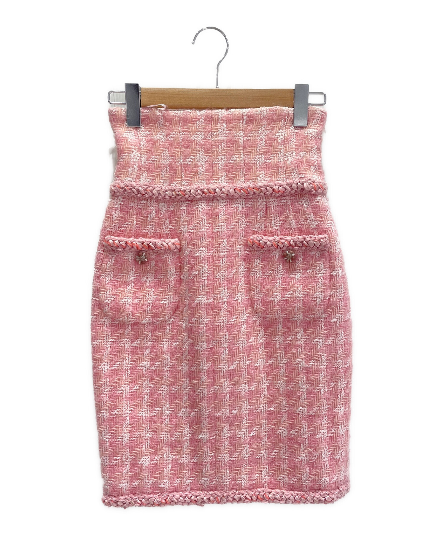 CHANELのツィードタイト膝丈スカート（34サイズ） - スカート