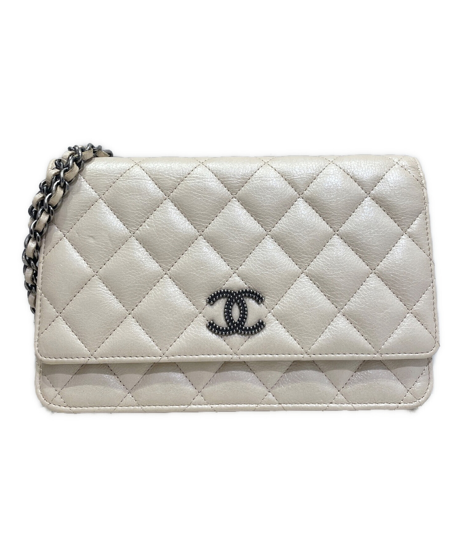 CHANEL (シャネル) マトラッセチェーンウォレット アイボリー