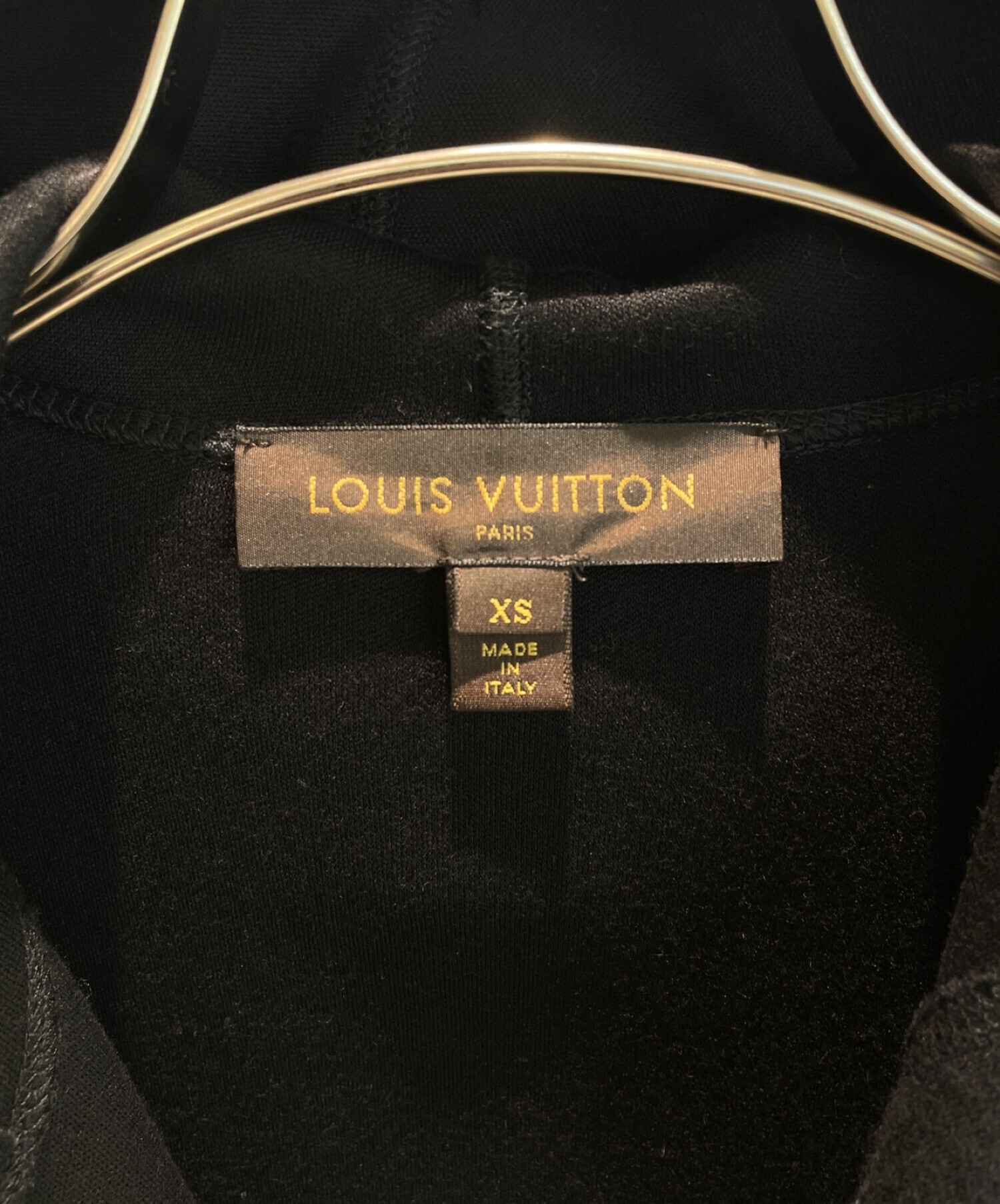 Louis Vuitton Halka Küpe Louis Vuitton Küpe %20 İndirimli - Gardrops