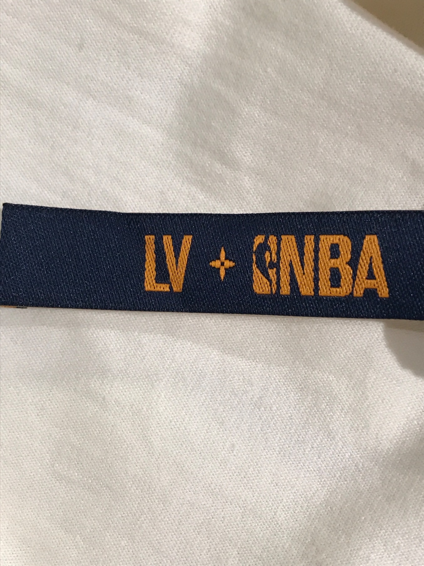 中古・古着通販】LOUIS VUITTON (ルイ ヴィトン) NBA レタープリントT