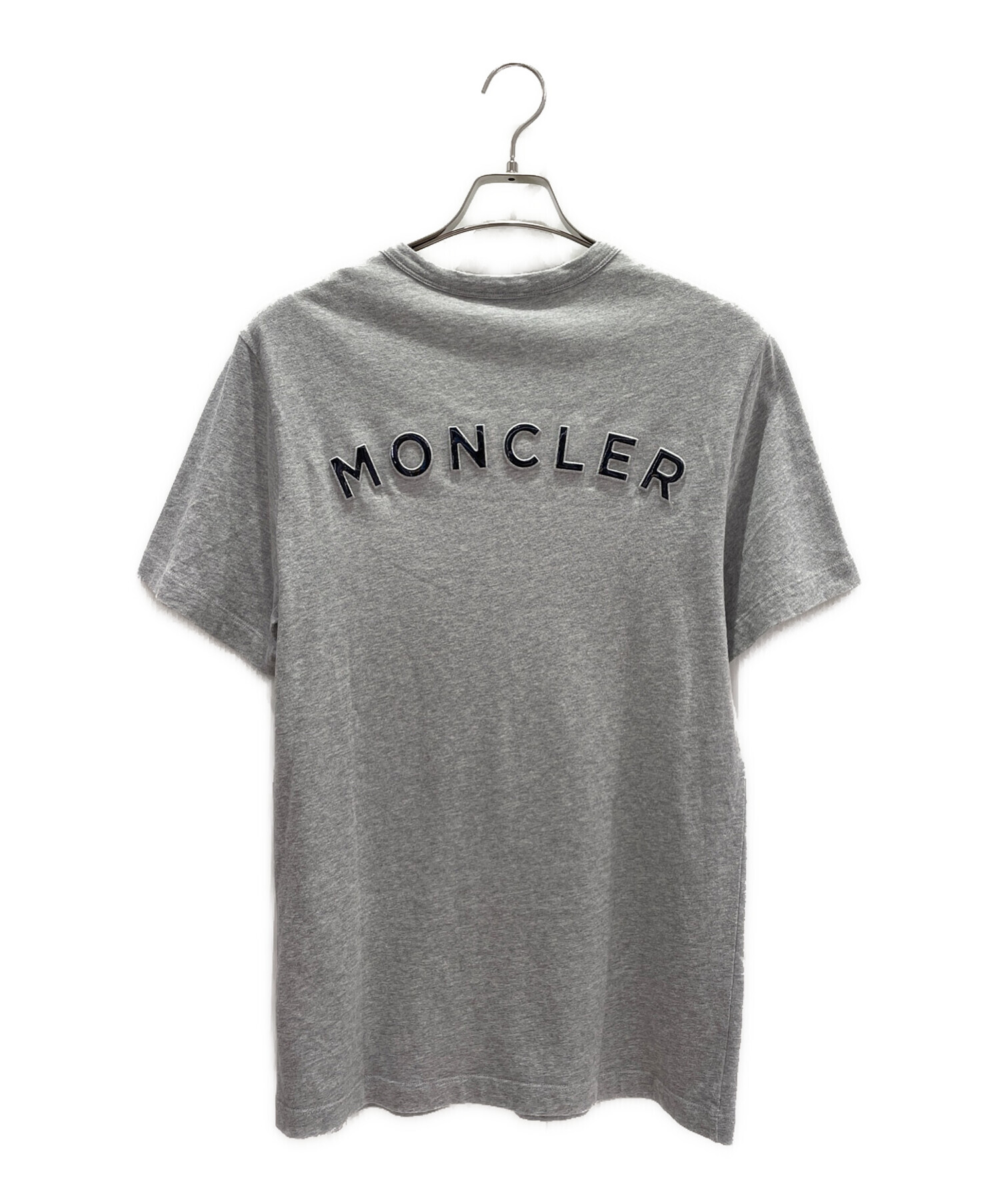 美品★ モンクレール　Tシャツ　ロゴプリント　グレー　サイズM 国内正規品モンクレールのTシャツです