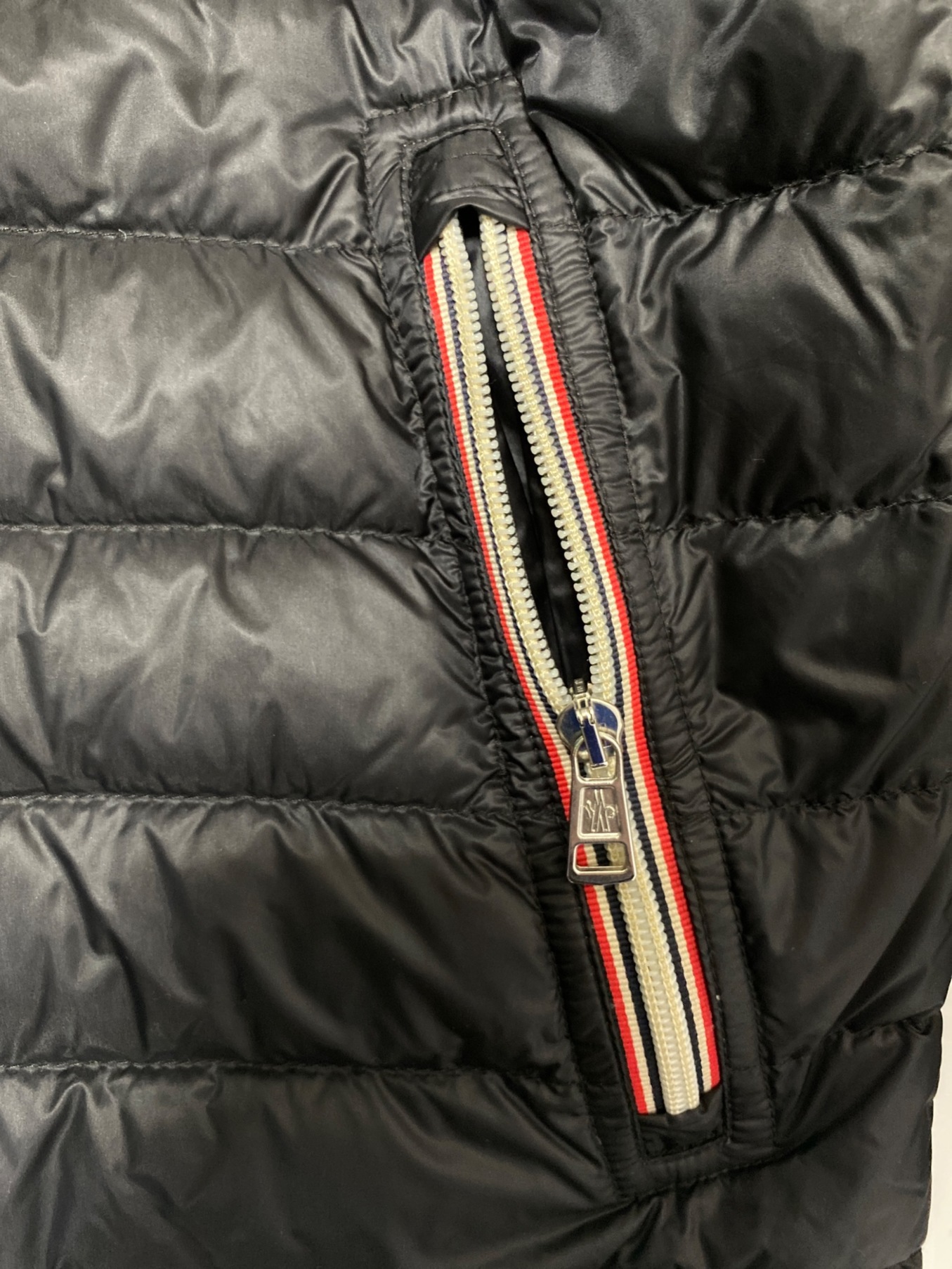 中古・古着通販】MONCLER (モンクレール) DANIEL GIUBBOTTO ブラック サイズ:3｜ブランド・古着通販  トレファク公式【TREFAC FASHION】スマホサイト