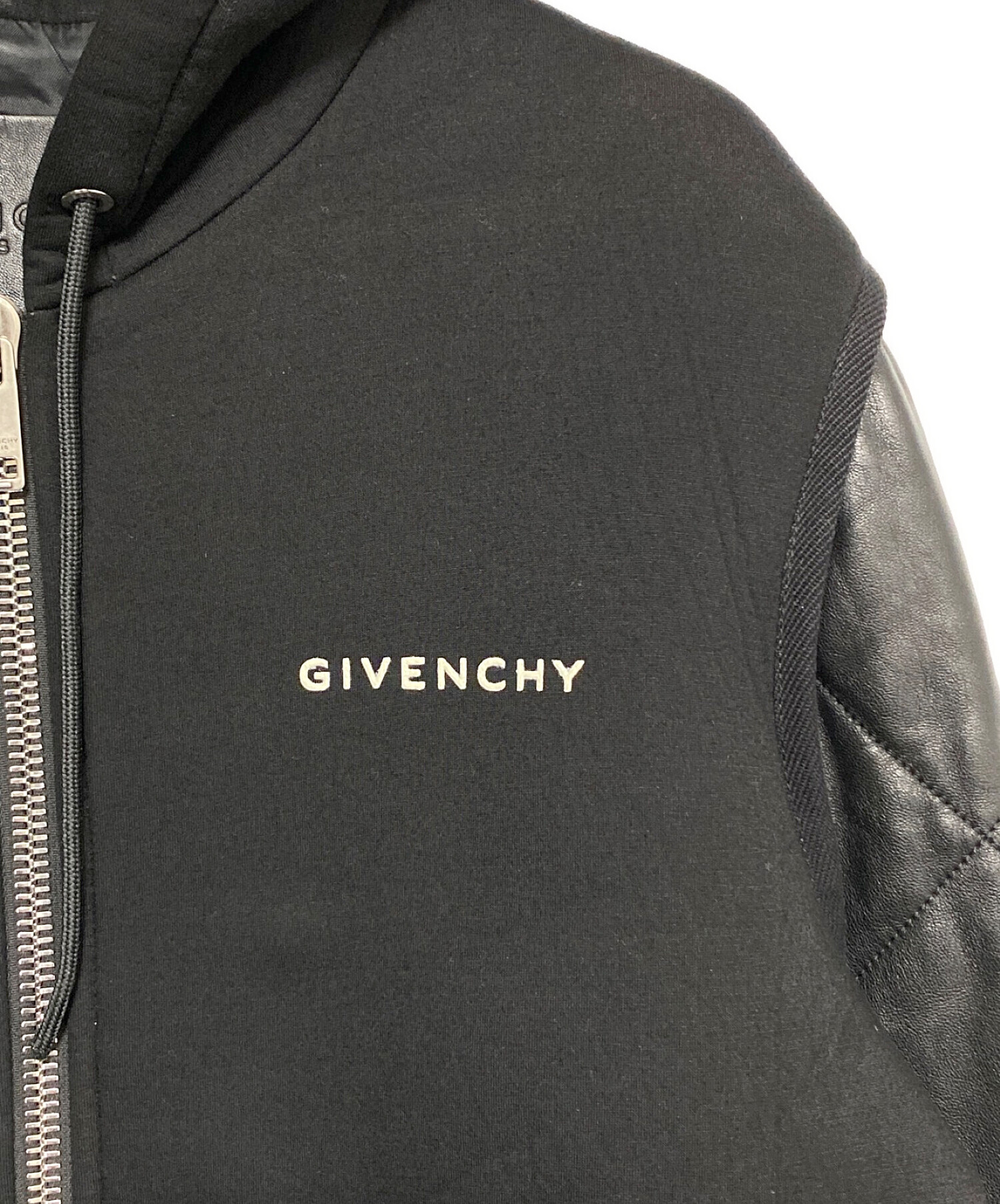 GIVENCHY (ジバンシィ) レザースリーブジップパーカー ブラック サイズ:44