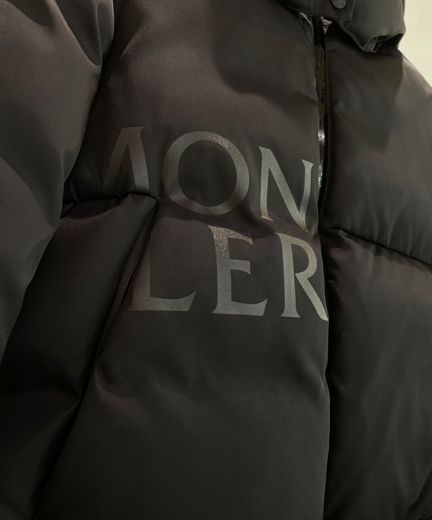 中古・古着通販】MONCLER (モンクレール) HOMOGYNE GIUBBOTTO ダウンジャケット ブラック サイズ:3｜ブランド・古着通販  トレファク公式【TREFAC FASHION】スマホサイト