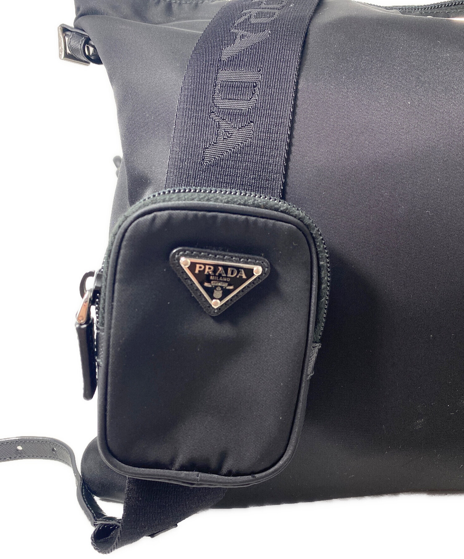 中古・古着通販】PRADA (プラダ) Re-Nylon Shoulder Bag（リナイロンショルダーバッグ） ブラック｜ブランド・古着通販  トレファク公式【TREFAC FASHION】スマホサイト