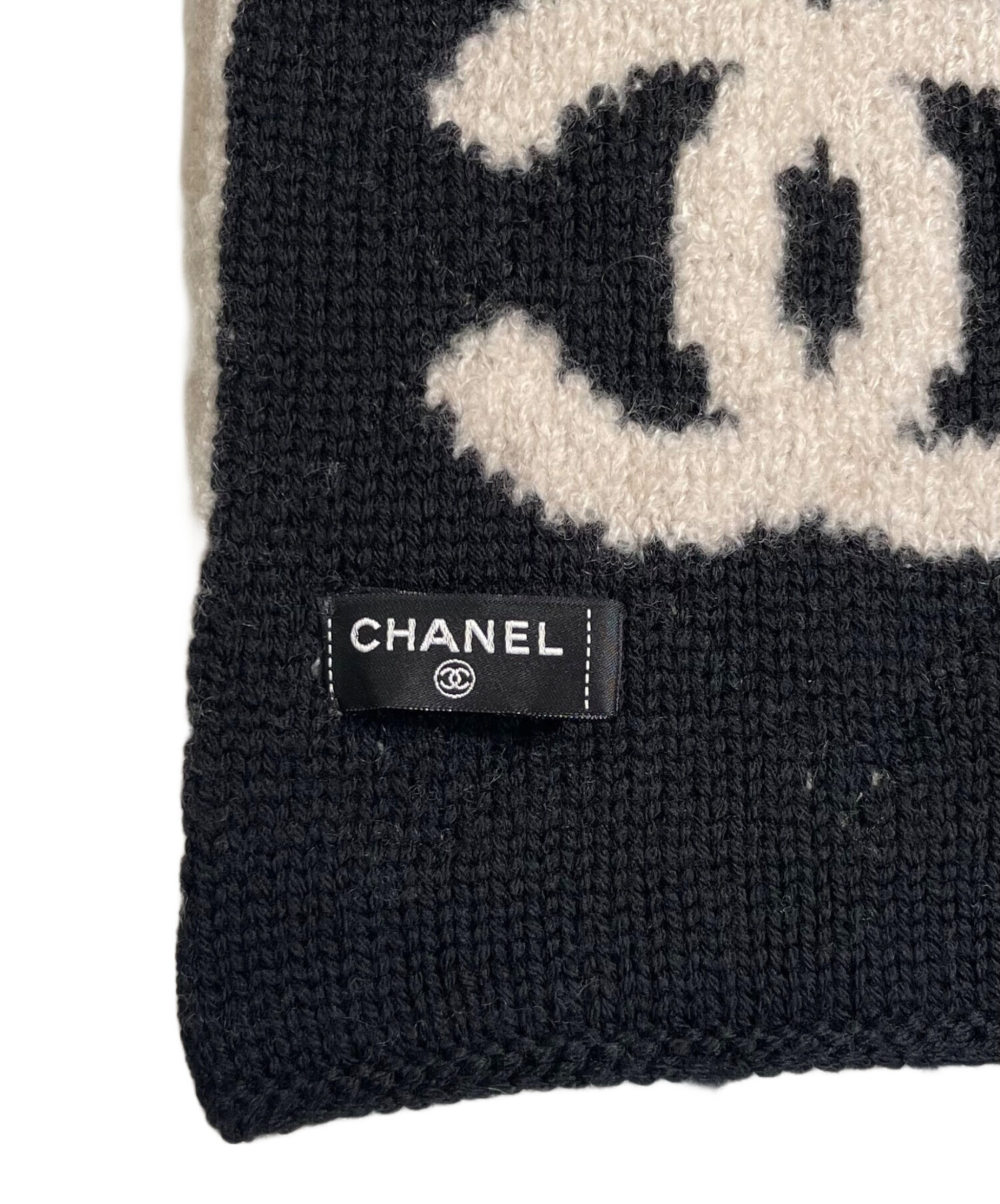 中古・古着通販】CHANEL (シャネル) ココマーク ロゴ マフラー ベージュ×ブラック｜ブランド・古着通販 トレファク公式【TREFAC  FASHION】スマホサイト