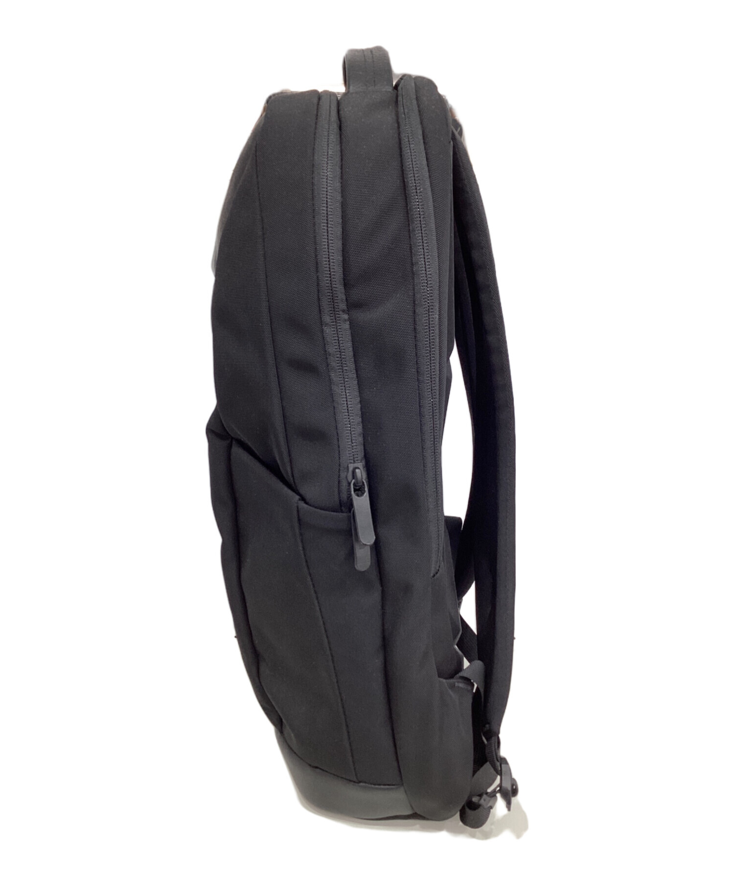 中古・古着通販】THE NORTH FACE (ザ ノース フェイス) Roamer Slim Day Daypack Backpack（ローマー  スリム デイ デイパック） ブラック｜ブランド・古着通販 トレファク公式【TREFAC FASHION】スマホサイト