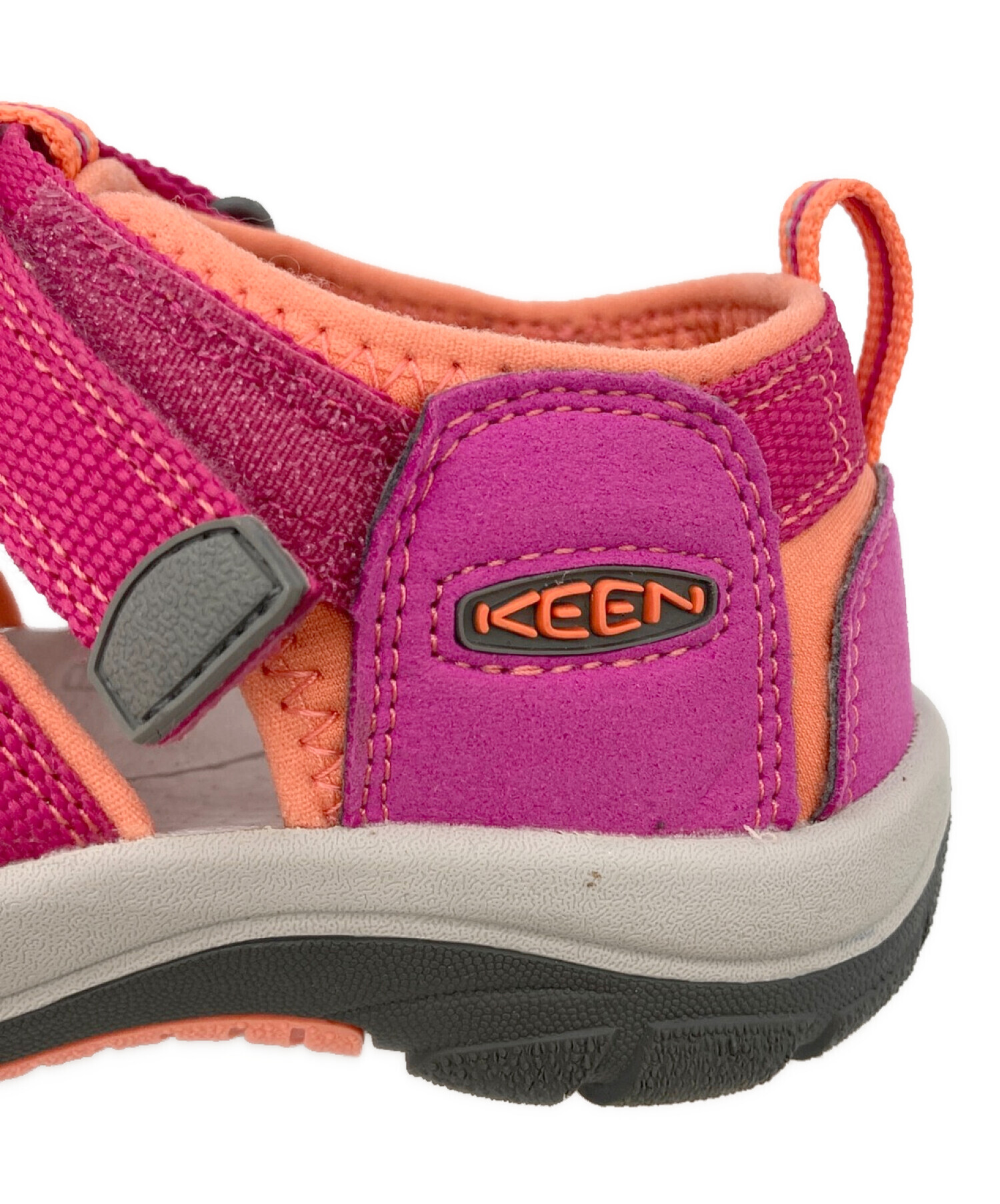 KEEN (キーン) サンダル ピンク サイズ:22