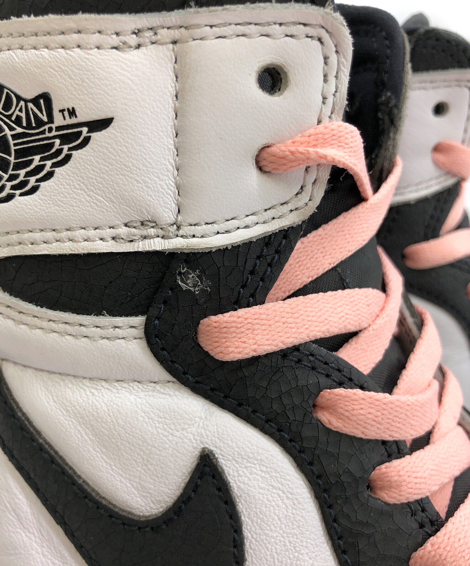 NIKE (ナイキ) AIR JORDAN 1 RETRO HIGH OG　Bleached Coral(エアジョーダン1　レトロハイ　オリジナル　 ブリーチドコーラル) ホワイト×ブラック サイズ:30.0cm