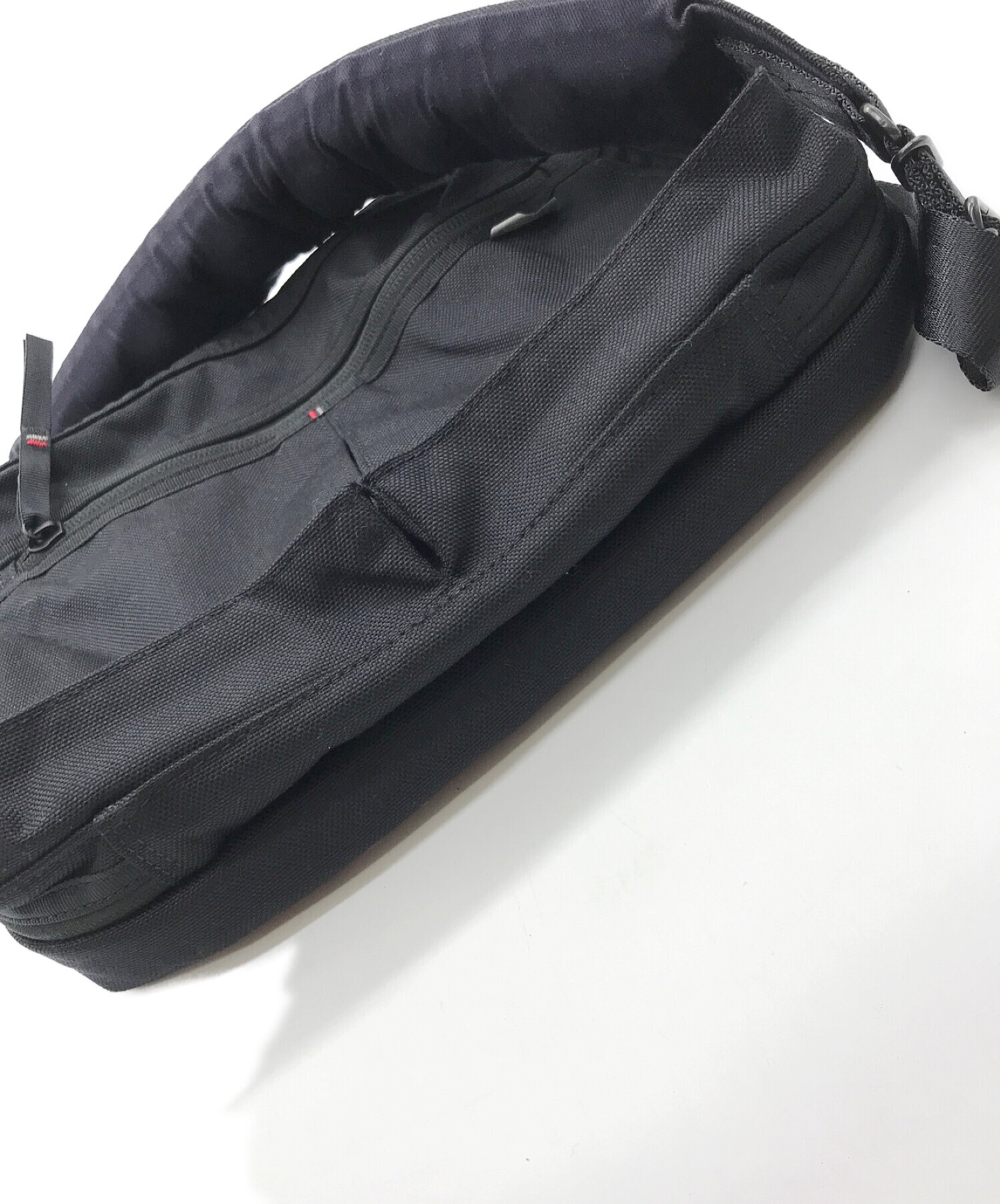 Porter Classic (ポータークラシック) NEWTON SHOULDER BAG（ニュートンショルダーバッグ）　ショルダーバッグ ブラック  サイズ:実寸サイズにてご確認ください。