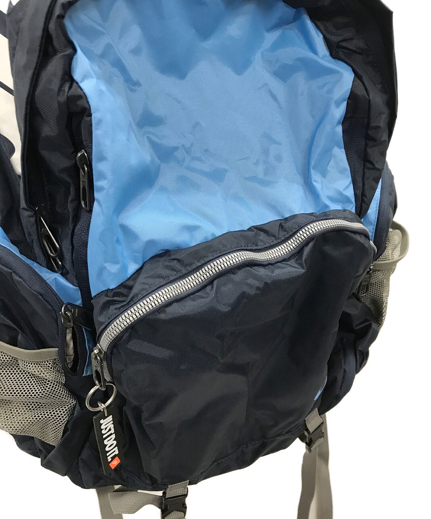 NIKE (ナイキ) キャンプバックパック ネイビー×ブルー サイズ:実寸サイズにてご確認ください。