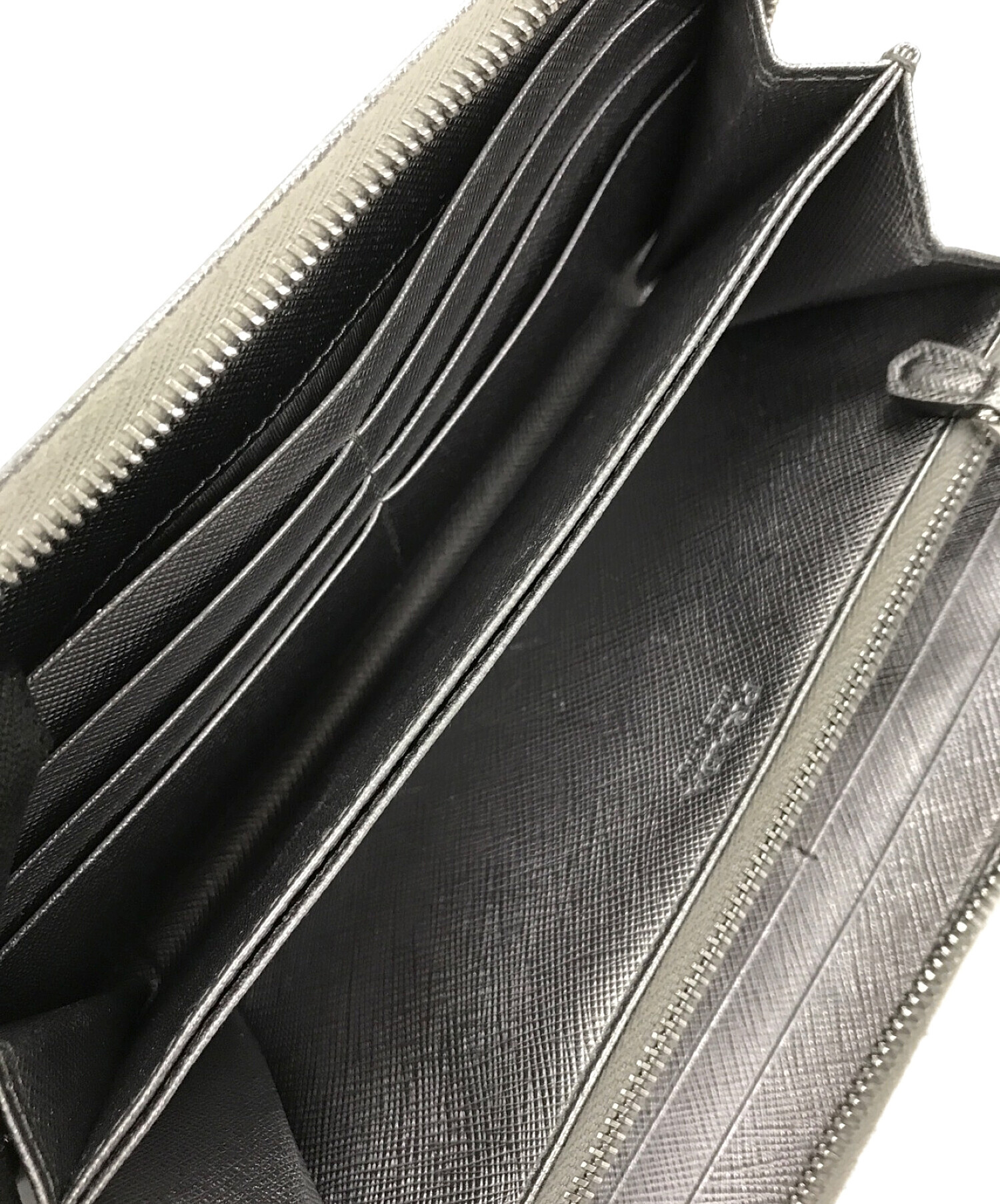 PRADA (プラダ) 長財布　SAFFIANO METAL（サフィアーノメタル） シルバー サイズ:実寸サイズにてご確認ください。