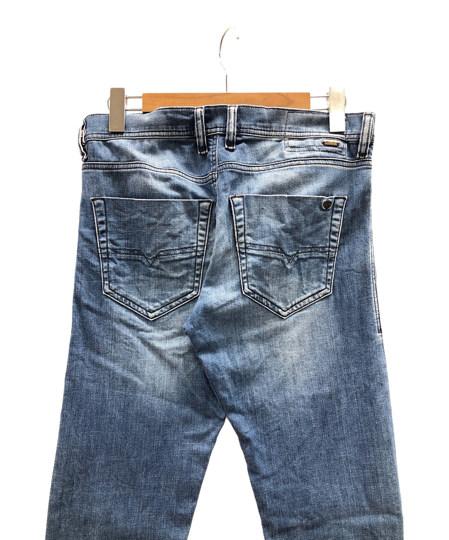 DIESEL (ディーゼル) スリムキャロットデニムパンツ TEPPHAR ブルー サイズ:W29 L30