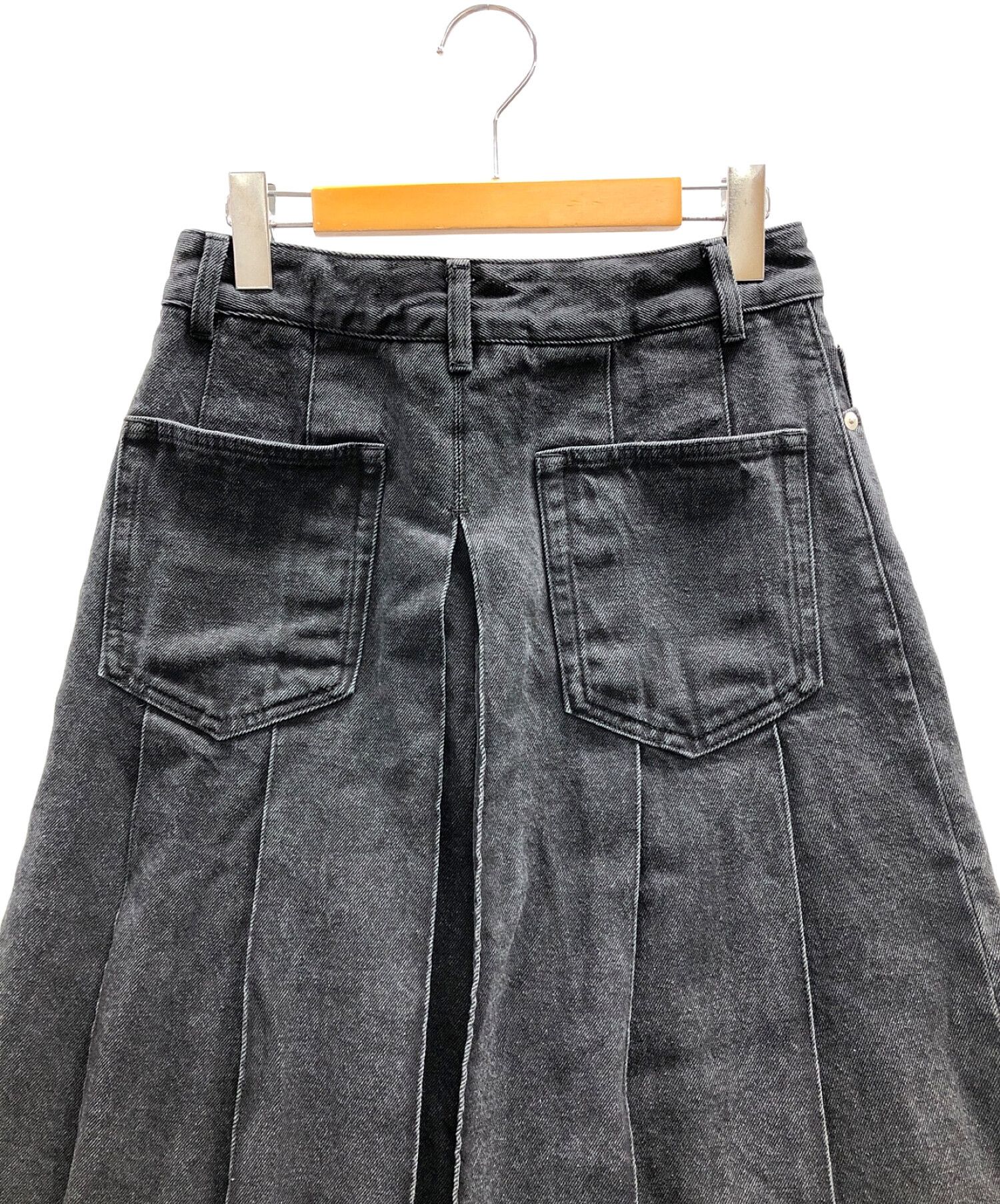 MAISON SPECIAL (メゾンスペシャル) スカート Pleated Denim Skirt(プリーツデニムスカート) ブラック サイズ:38  未使用品