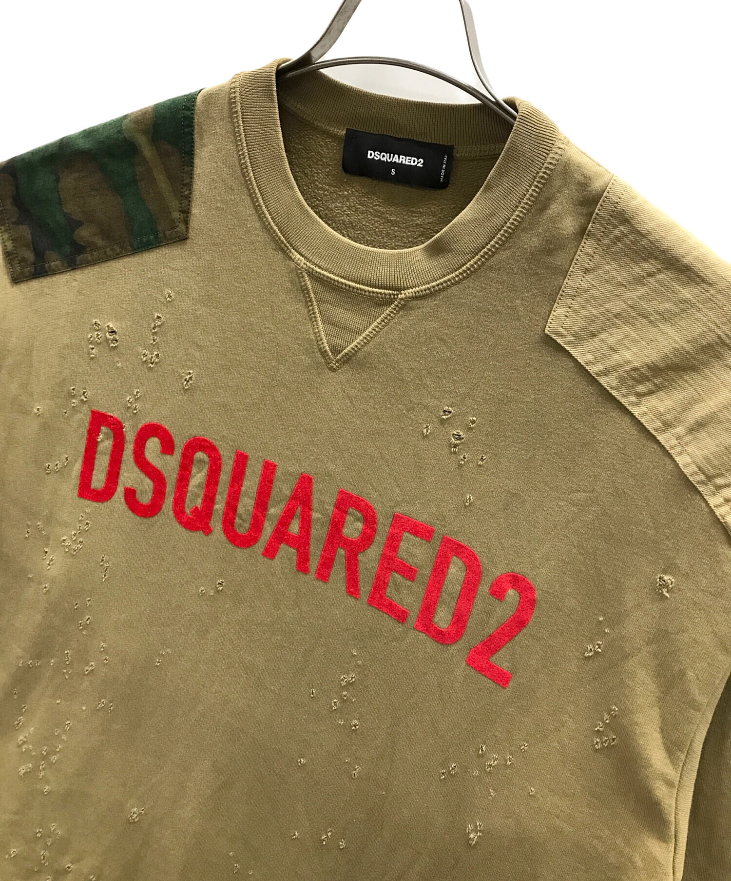 DSQUARED2 (ディースクエアード) オーバーサイズスウェット ロゴショルダーパッチダメージ加工スウェット ベージュ サイズ:S