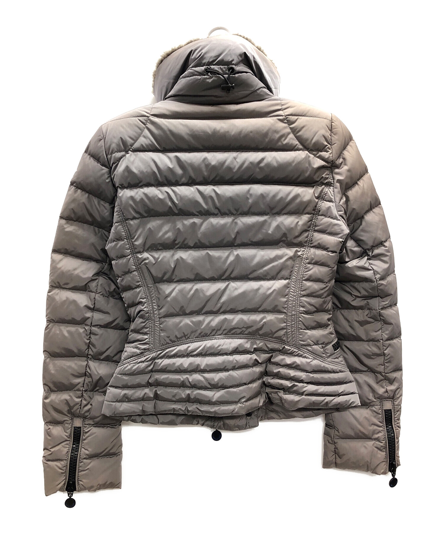 MONCLER (モンクレール) ダウンジャケット FRANE(フラーネ) グレー サイズ:実寸サイズにてご確認ください。