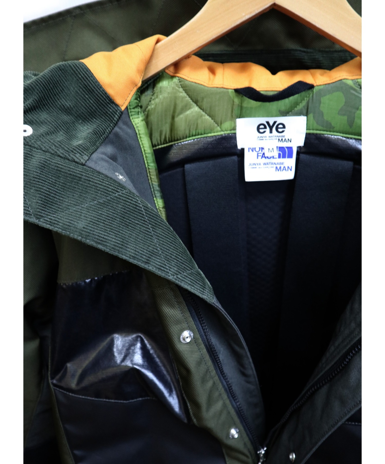 eYe COMME des GARCONS JUNYAWATANABE MAN (アイコムデギャルソンジュンヤワタナベマン)  バッグカスタマイズジャケット カーキ サイズ:Ｍ THE NORTH FACE WF-J926-100-1-3