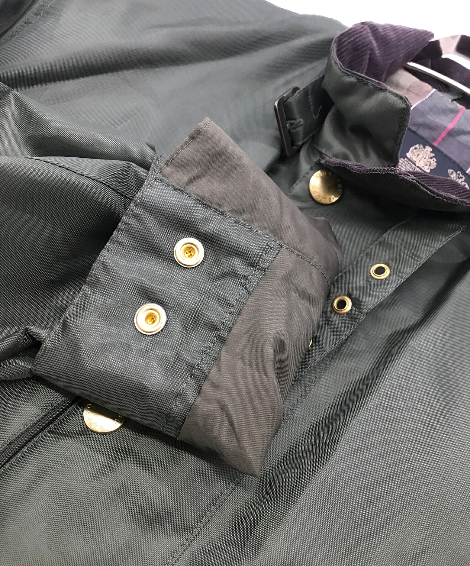 Barbour (バブアー) インターナショナルジャケット オリーブ サイズ:Ｓ